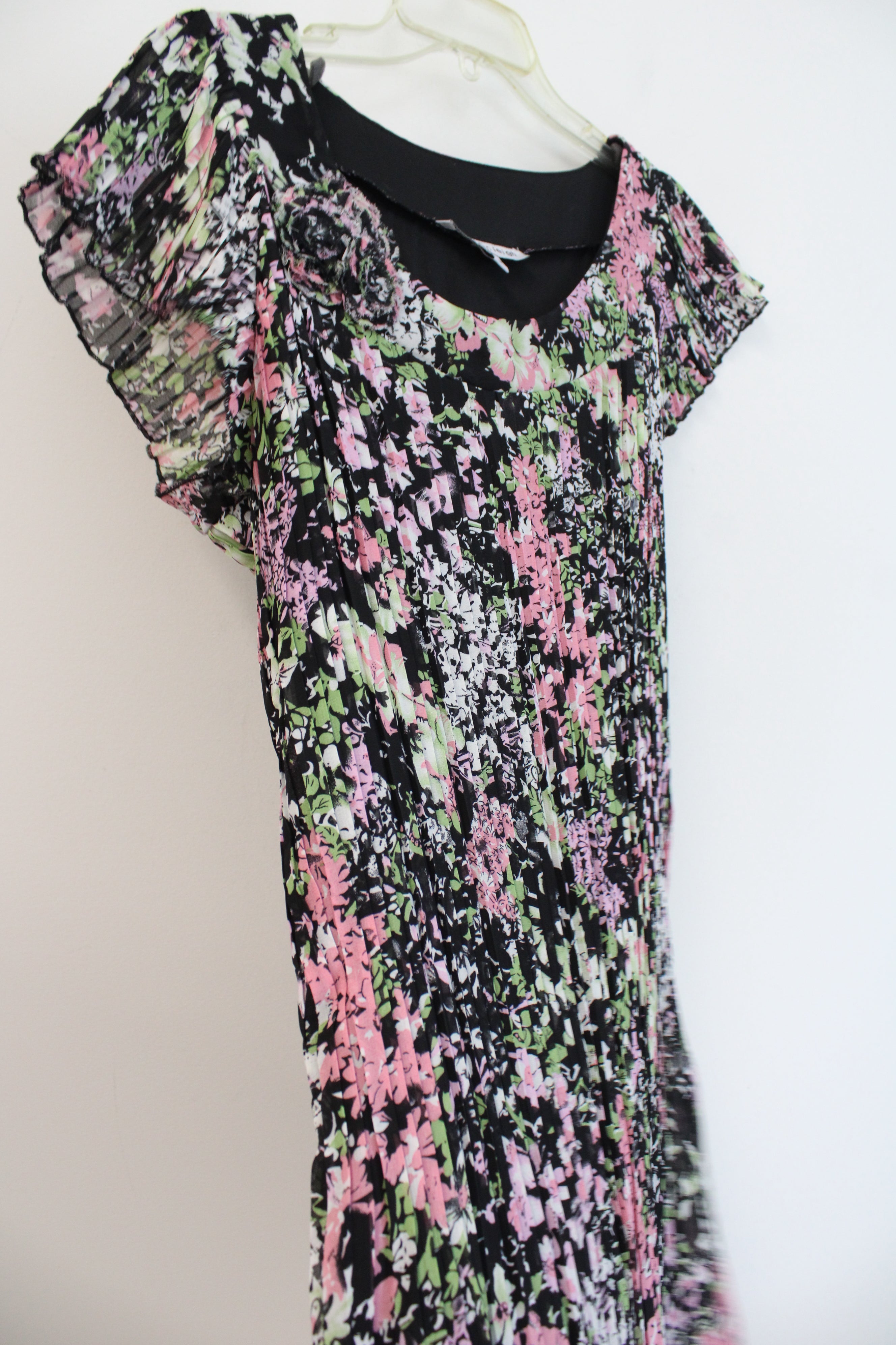 Madison Leigh Black Pink & Green Floral Pleated Dress | 12 Petite