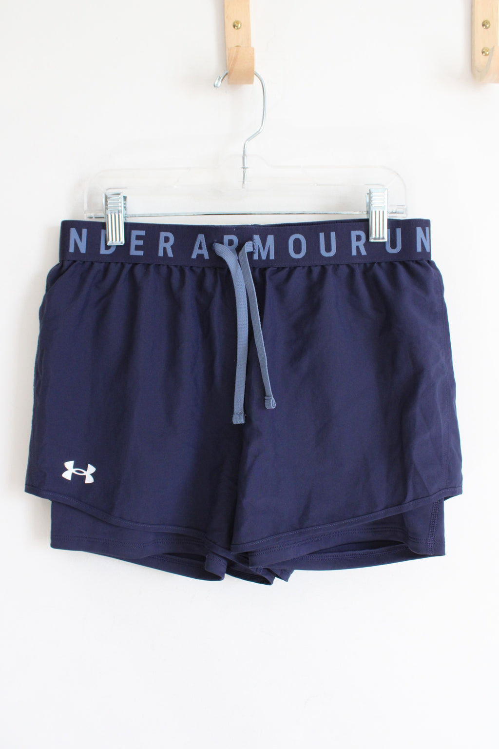 Under Armour Heatgear Navy Athletic Shorts | Youth L (14/16)