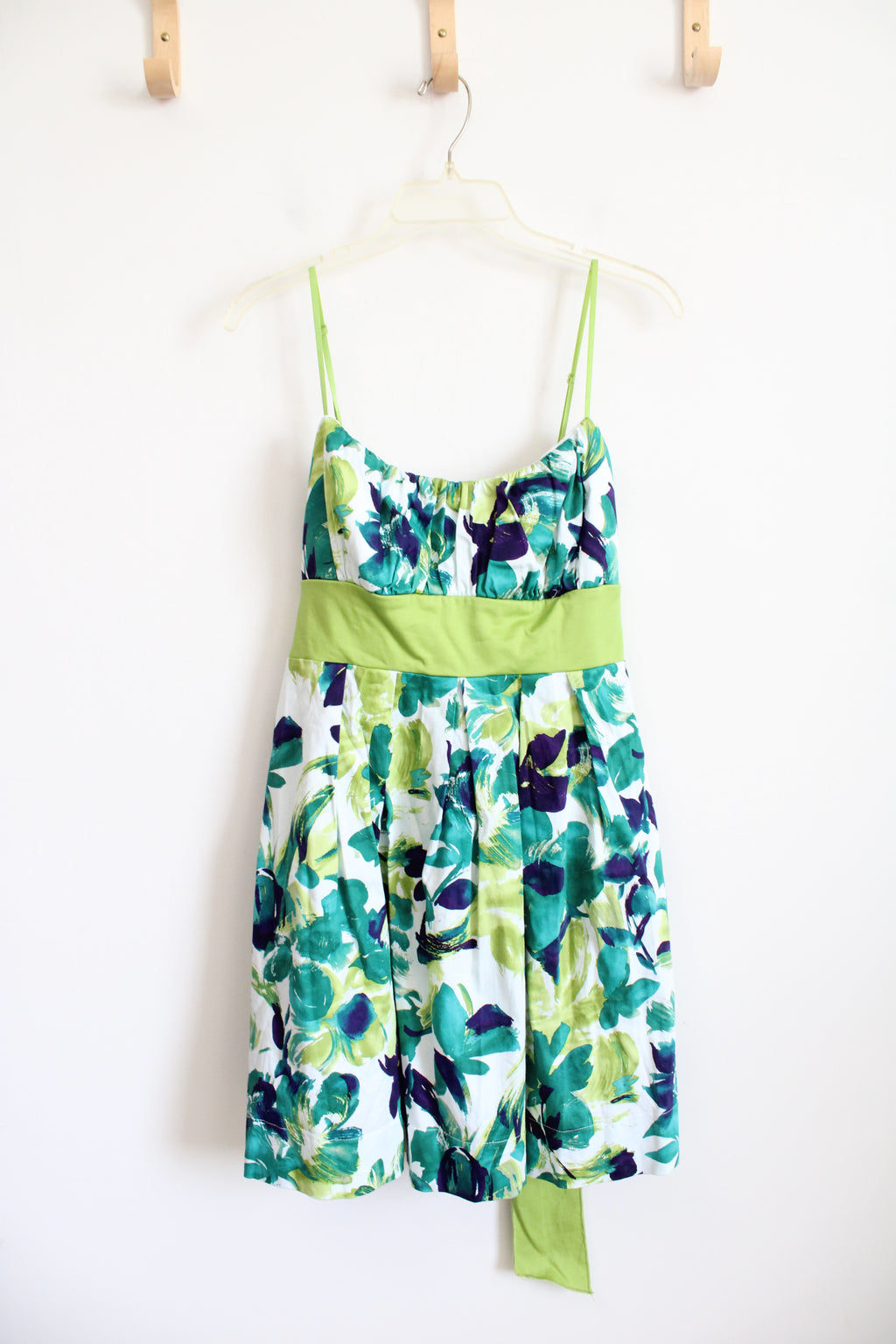 Trisesci Green Patterned Spaghetti Strap Dress | 13