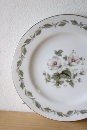 Flair Fine China Japan Irene 4149 Dessert Plate | 6"