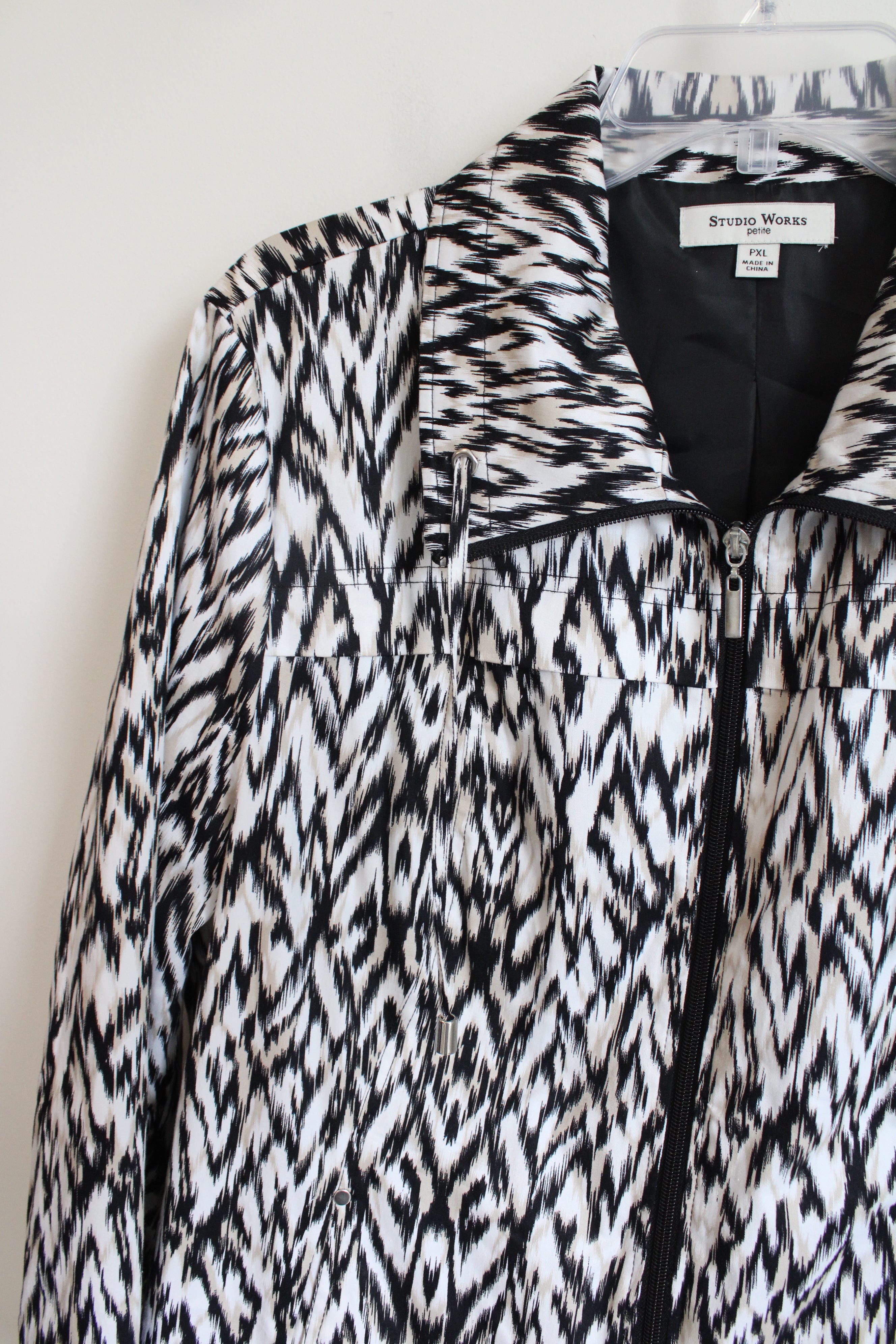 Studio Works Black Tan & White Patterned Jacket | XL Petite