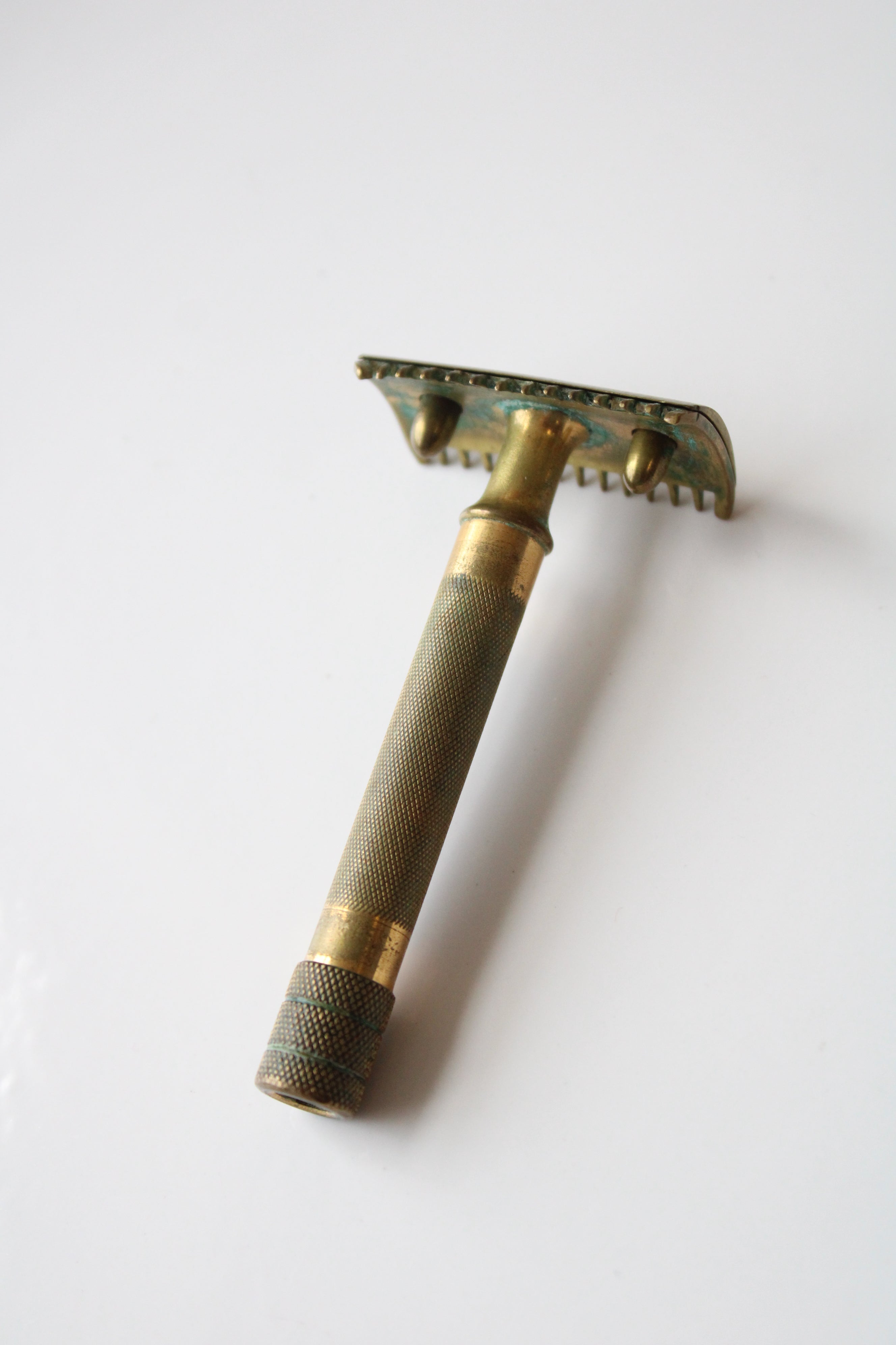 Vintage Brass Razor