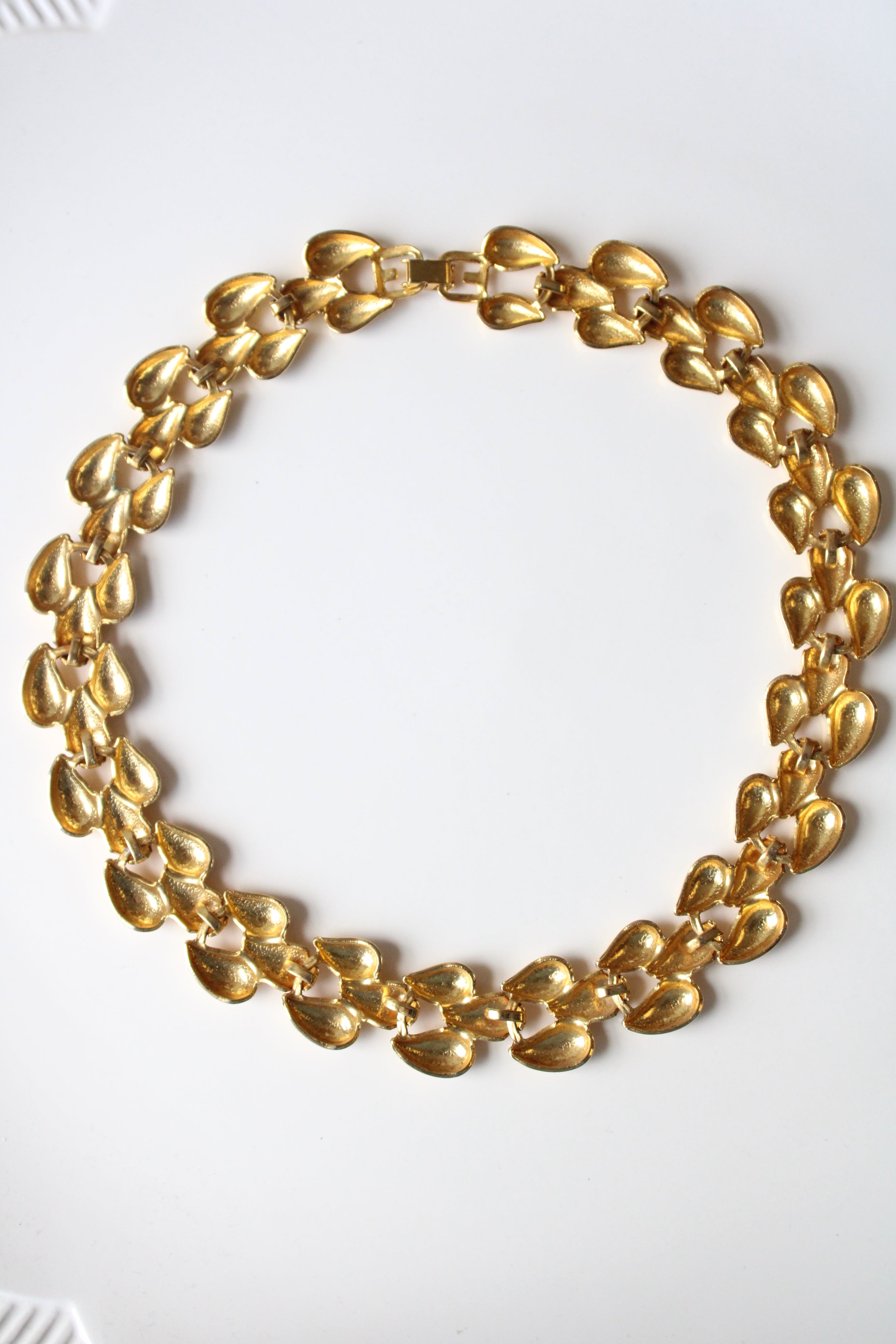 Golden Links Chain Necklace