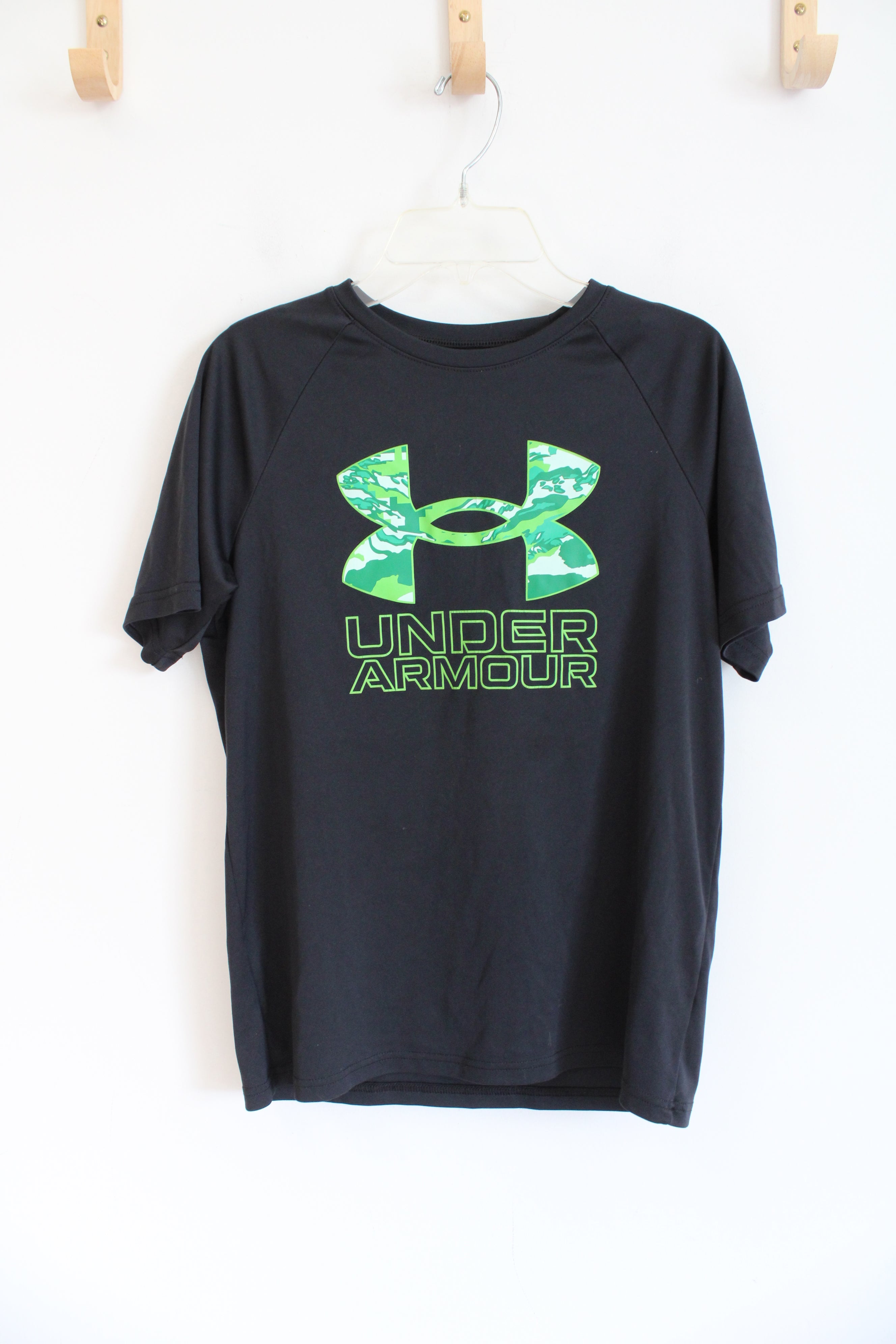 Under Armour Black & Green Athletic Shirt | Youth L (14/16)