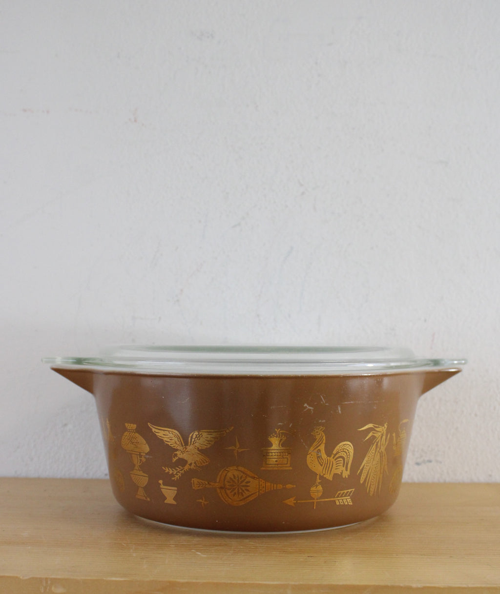 Pyrex Vintage Early American Brown 2.5 Casserole Dish