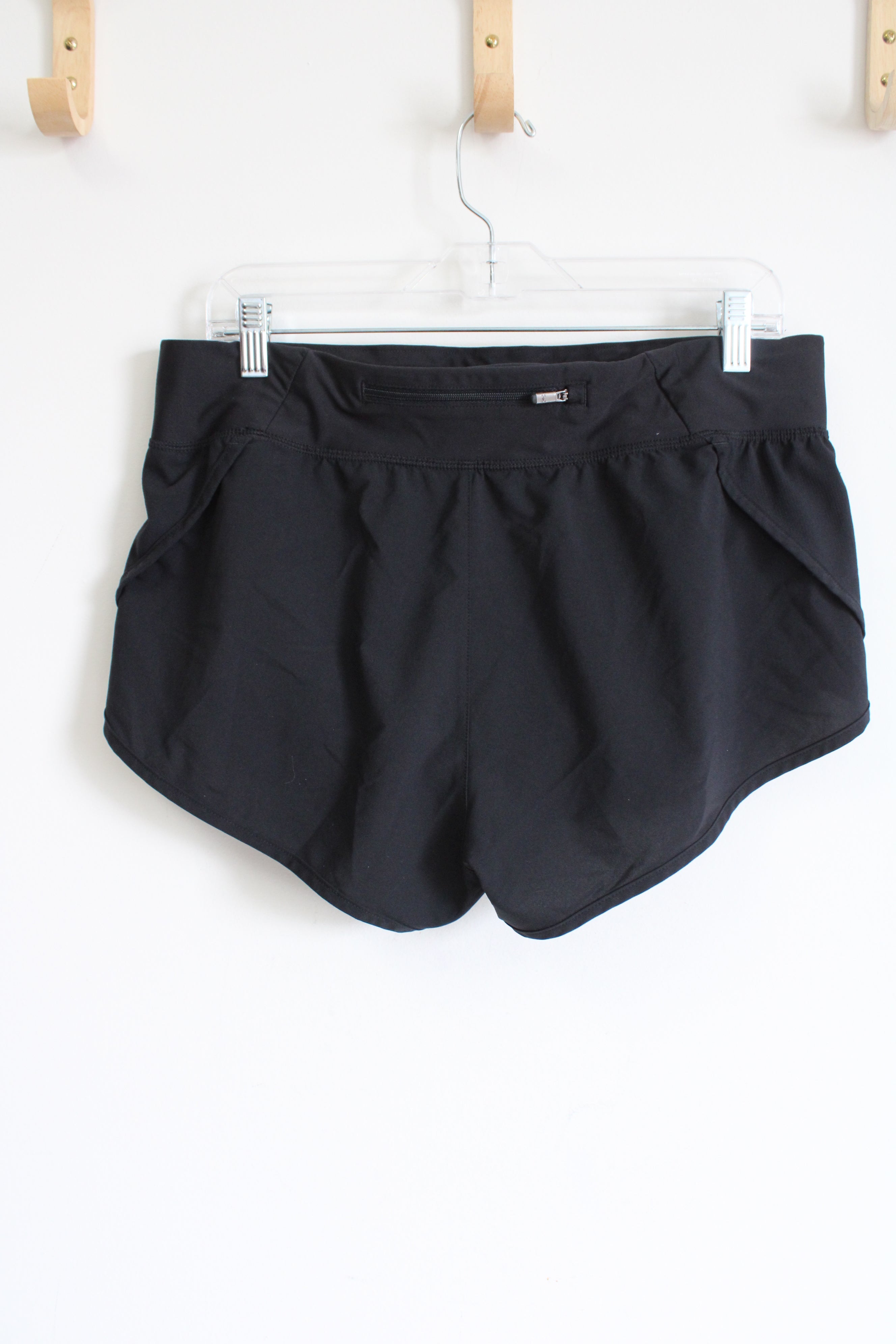 Under Armour Fitted Black Shorts | L