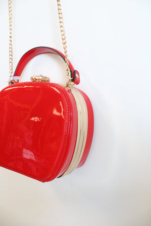 NEW La Terre Fashion Red Peta Approved Vegan Crossbody Bag