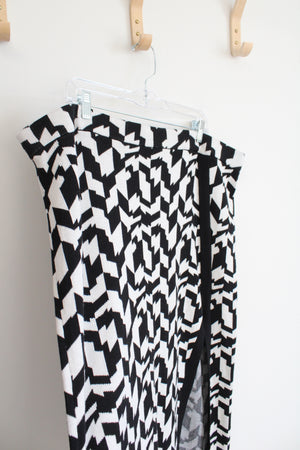 Future Collective Black & White Patterned Knit Slit Midi Skirt | 2X