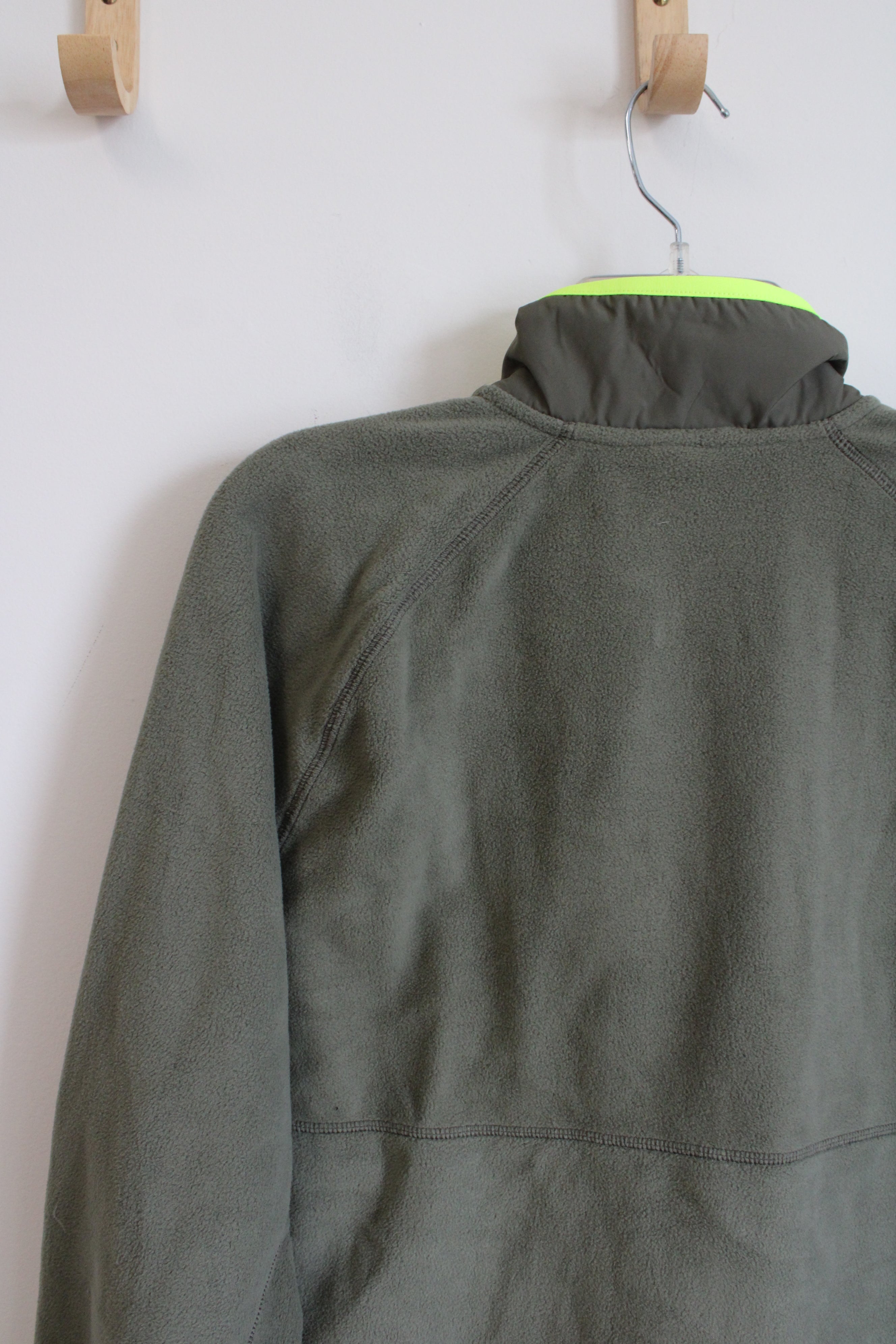 Nike Standard Fit Quarter Zip Green Sweatshirt | M