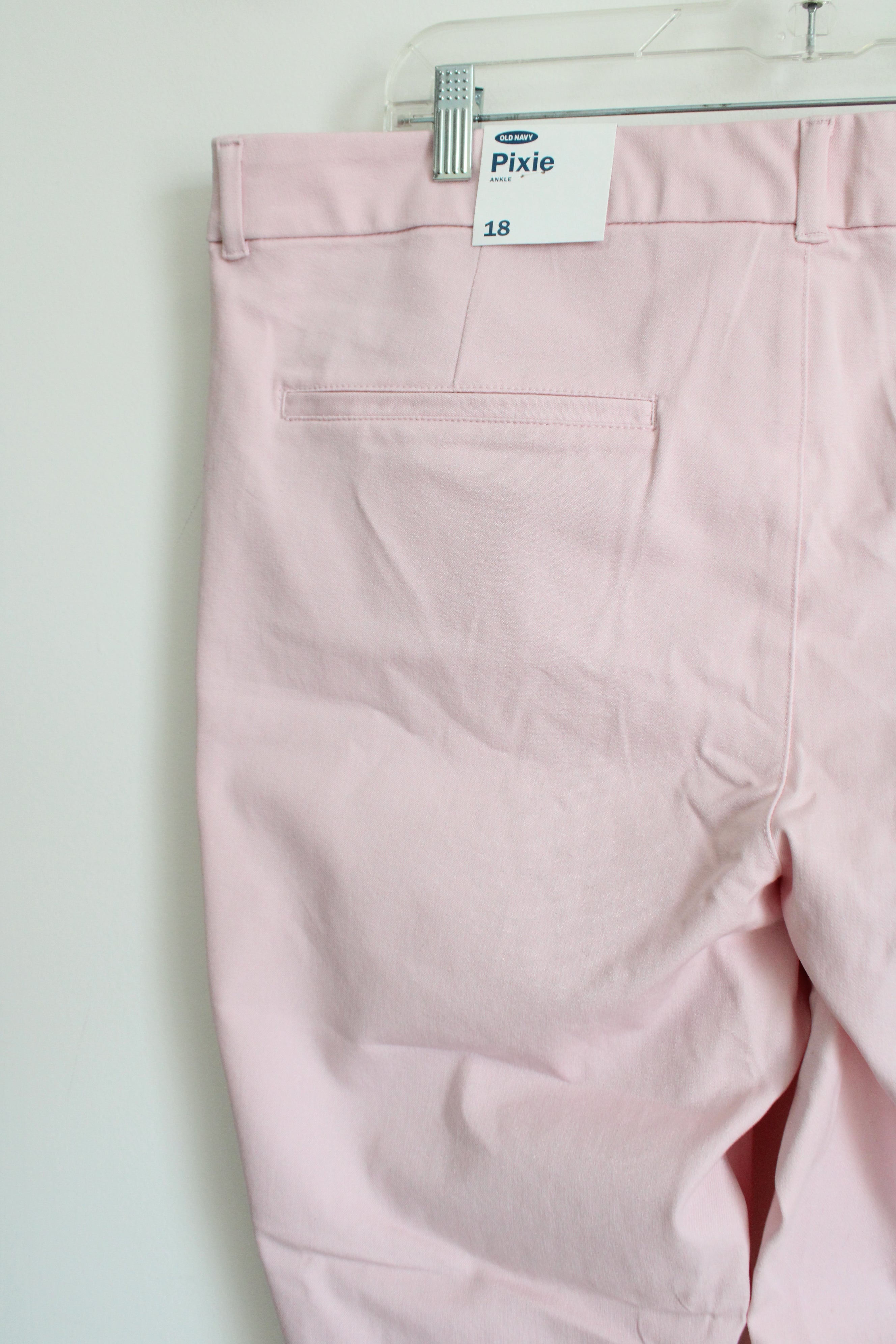 NEW Old Navy Pixie Ankle Length Pink Pant | 18