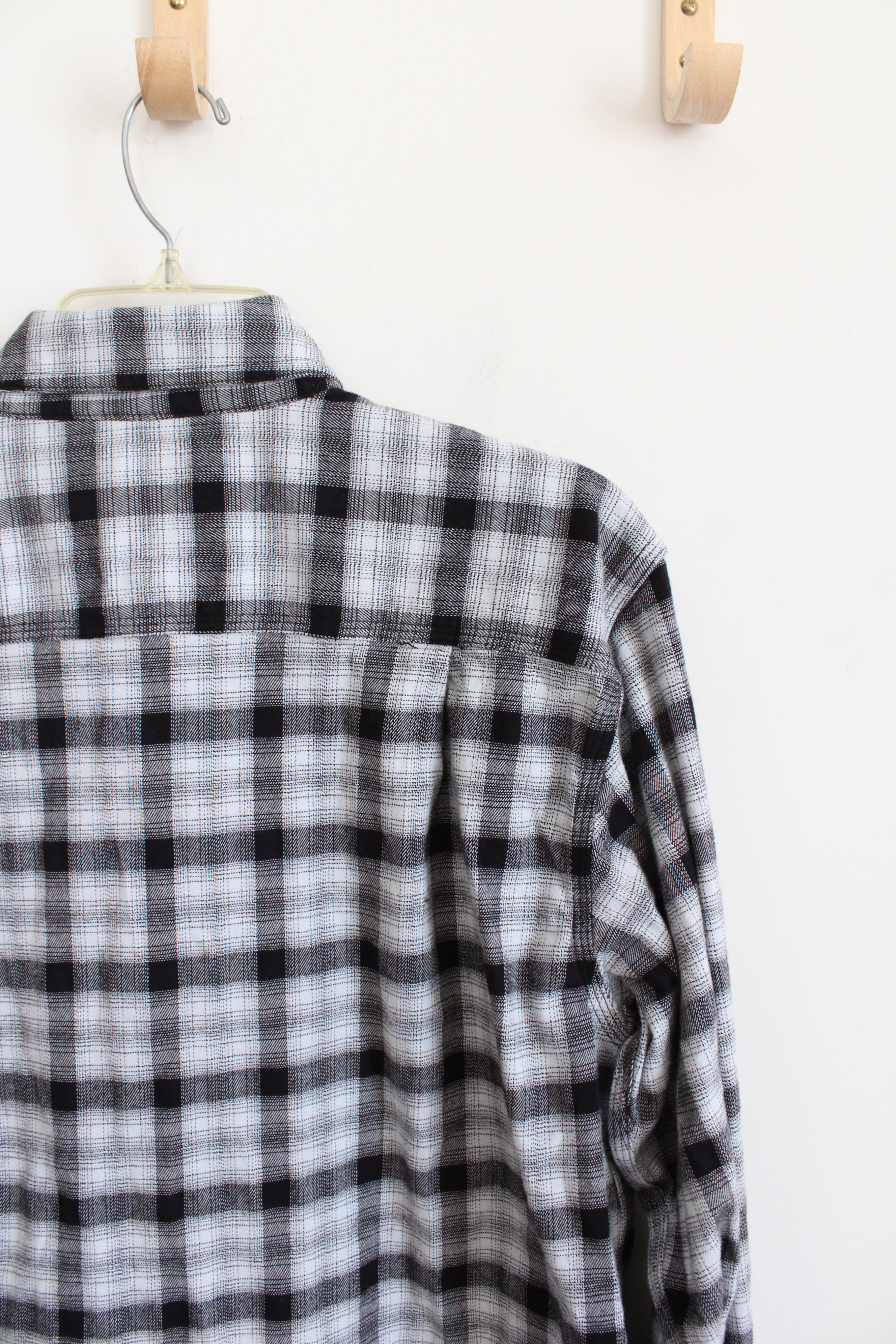 Carhartt Relaxed Fit Black & Gray Plaid Flannel Shirt | M