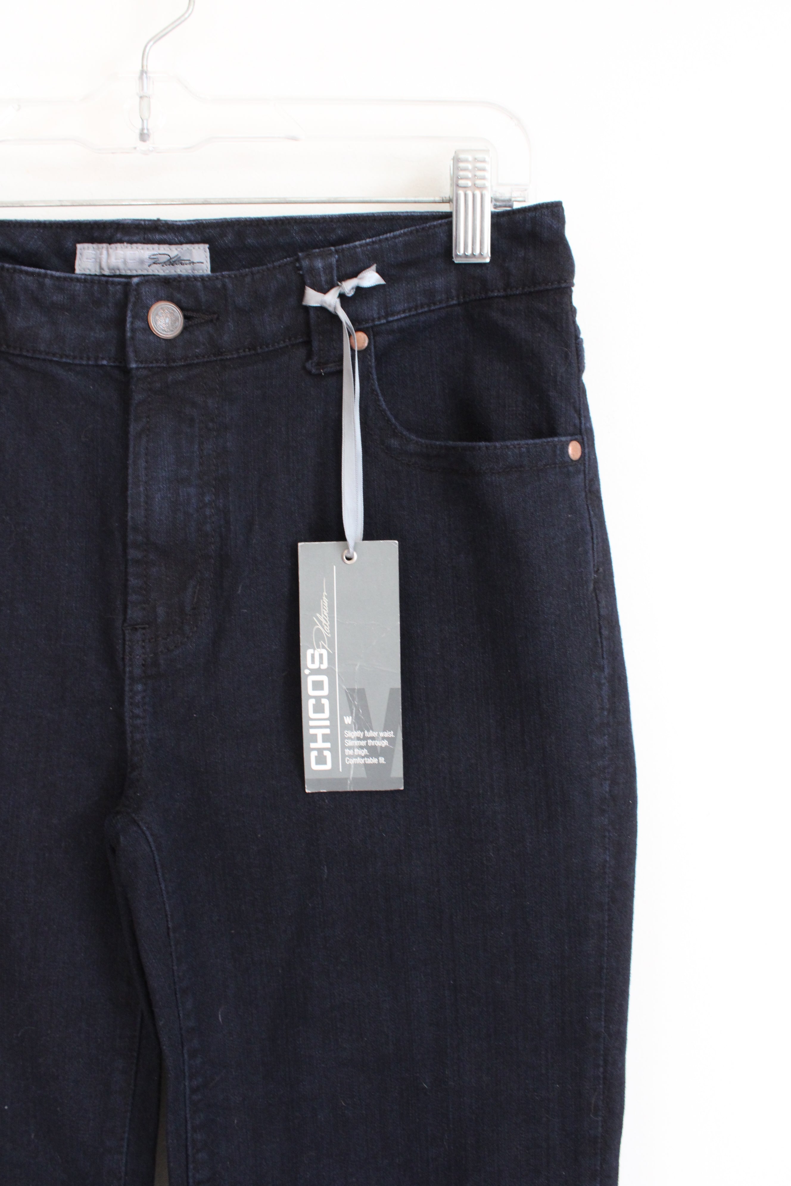 NEW Chico's Performance Dark Wash Capri Jeans | 0 (4)