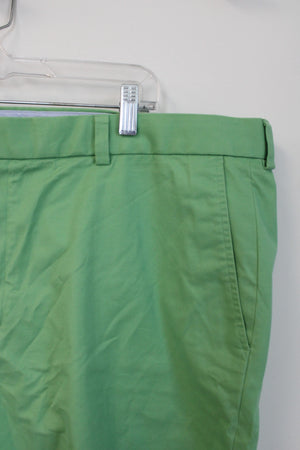 Brooks Brothers Green Shorts | 44