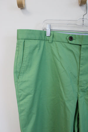 Brooks Brothers Green Shorts | 44