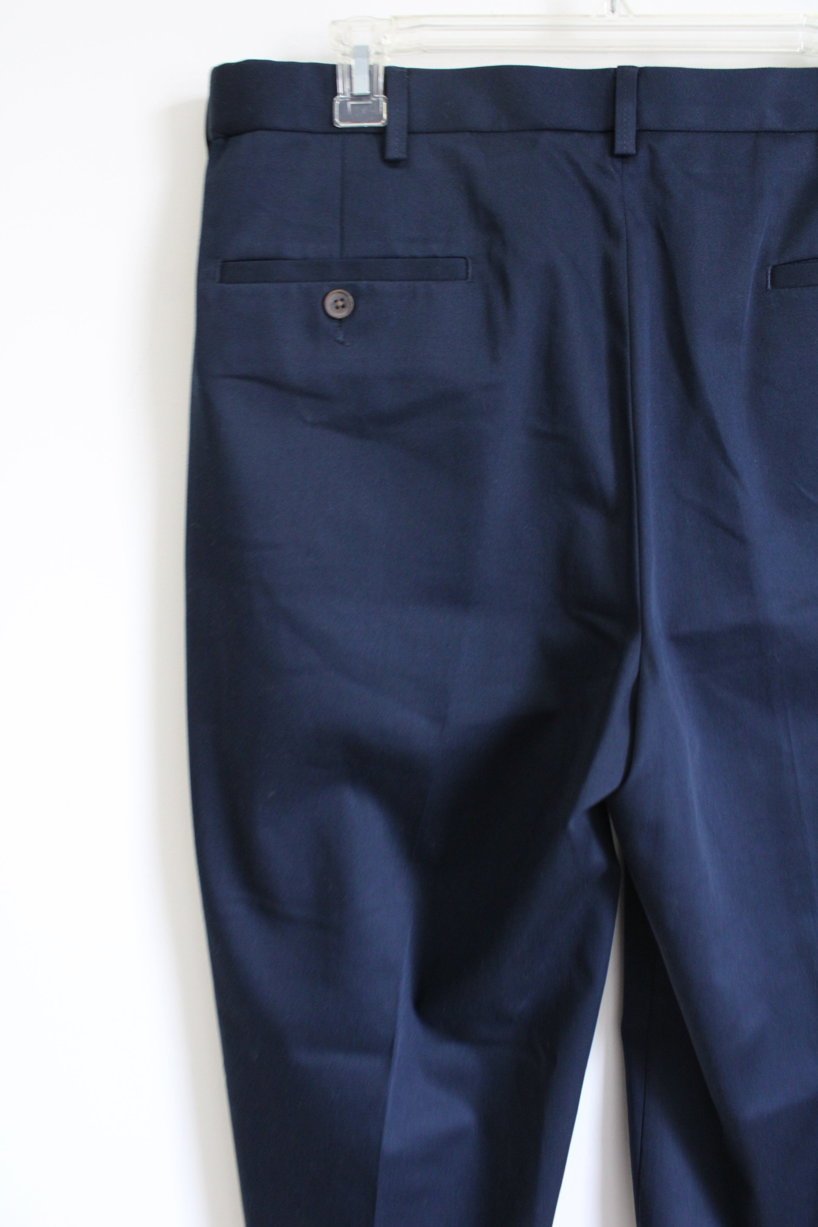 Haggar Classic Fit Premium No Iron Khaki Navy Trouser Pants | 36X32