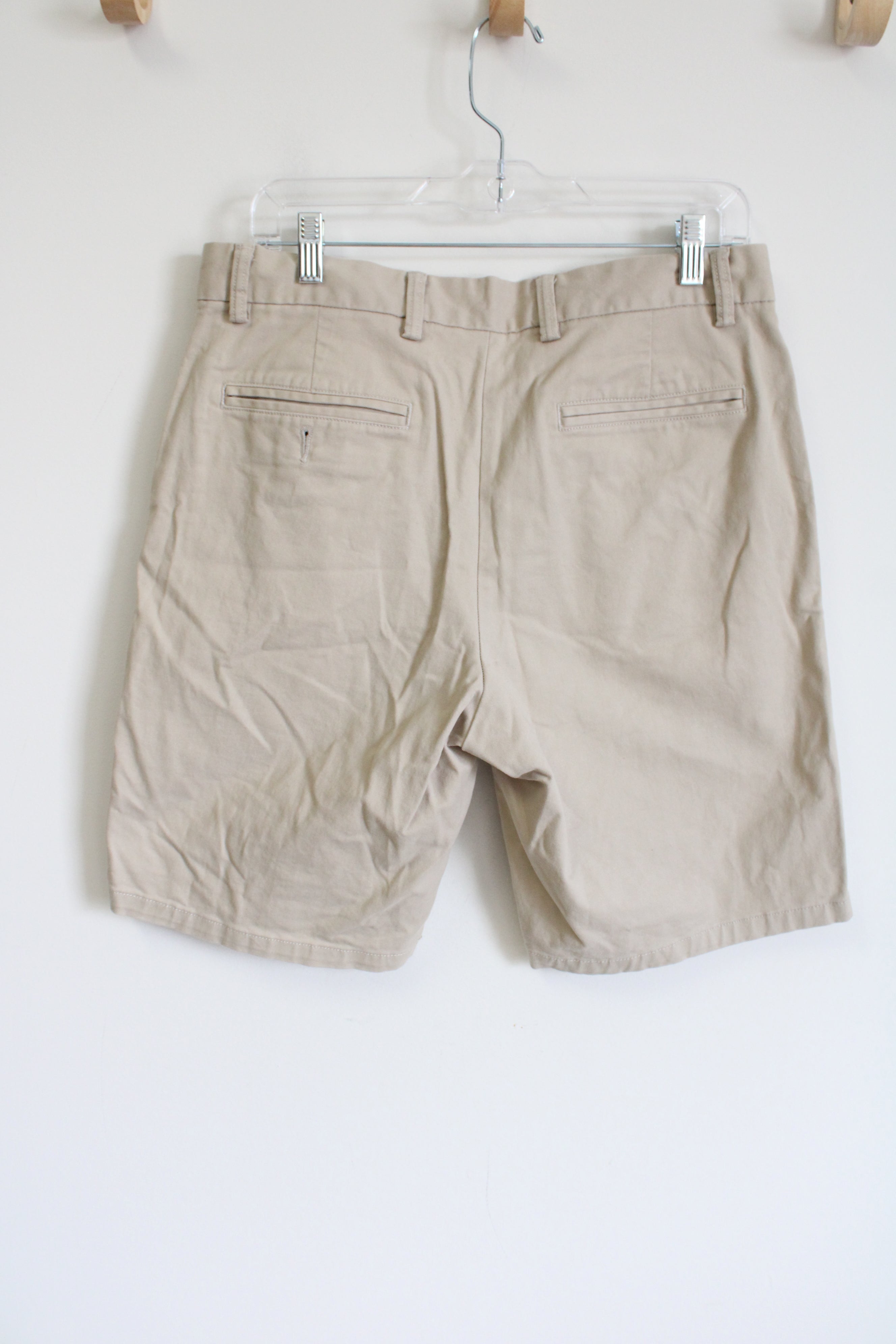 Old Navy Ultimate Slim Khaki Shorts | 32