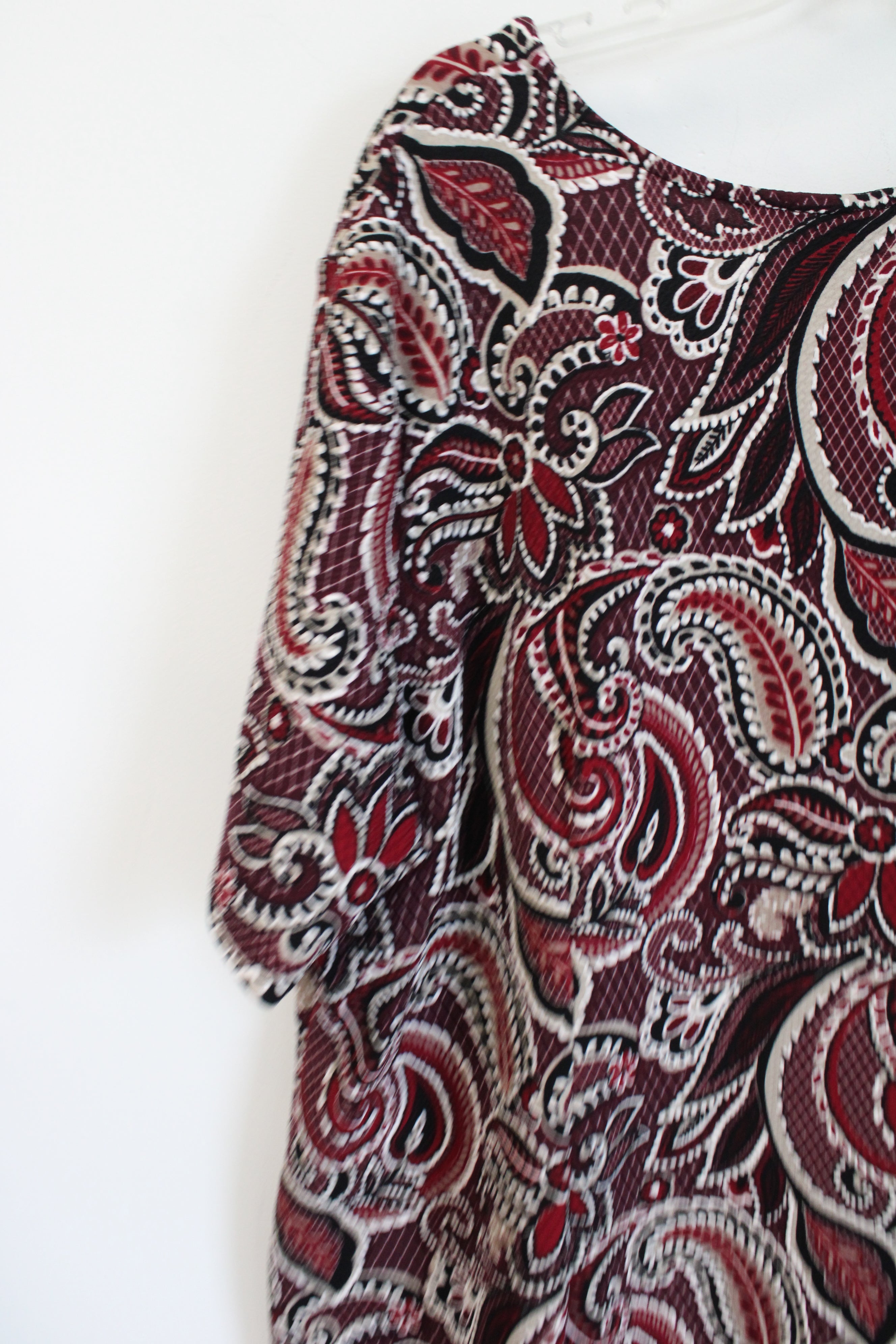 Avenue Black Tan & Maroon Patterned Textured Dress | 26/28