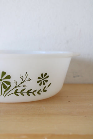 Glasbake Vintage Green Daisy J2600 1.5 Quart Casserole Dish