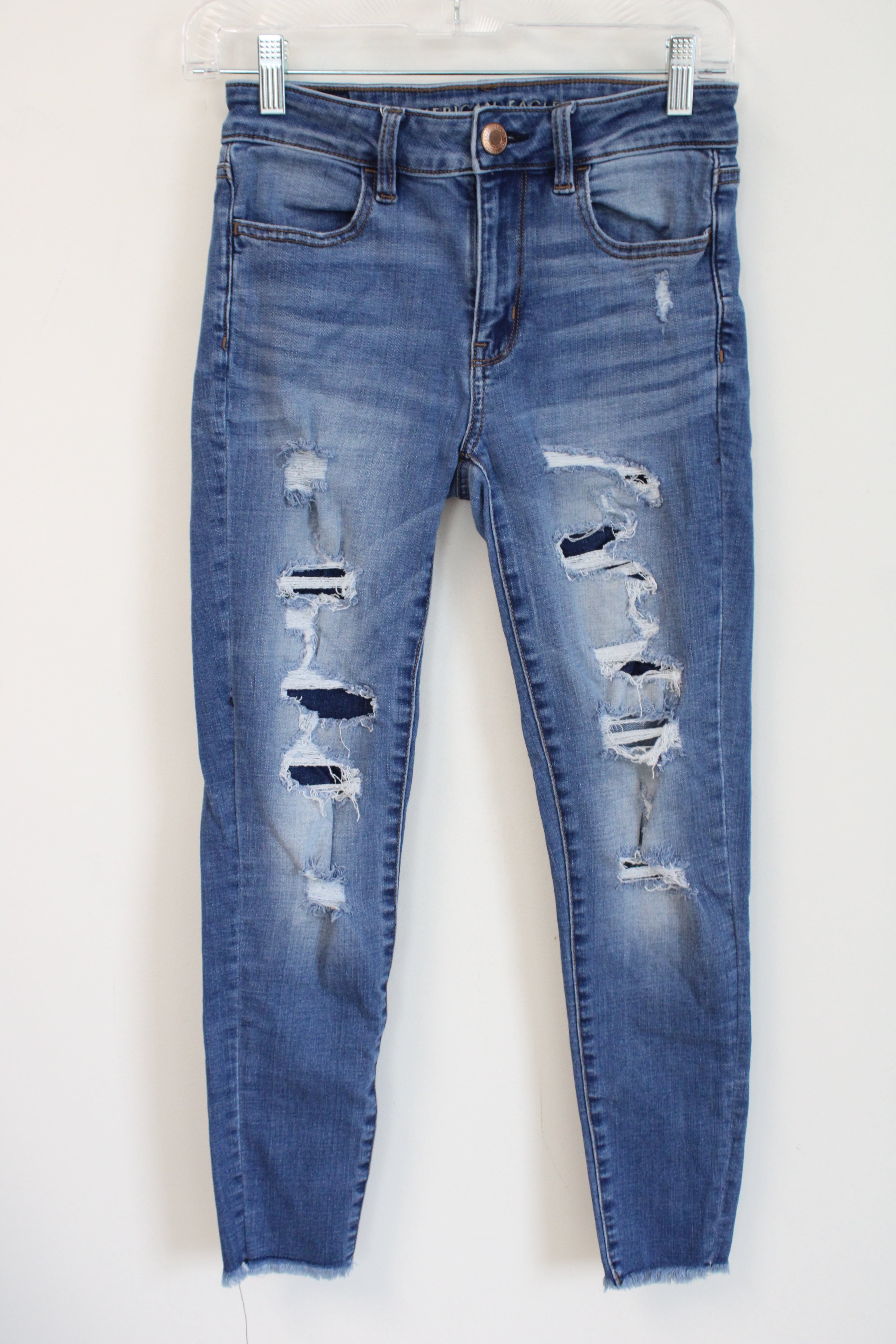 American Eagle Distressed Jeans | 2 Short