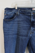 Wrangler Slim Straight Jeans | 42X30