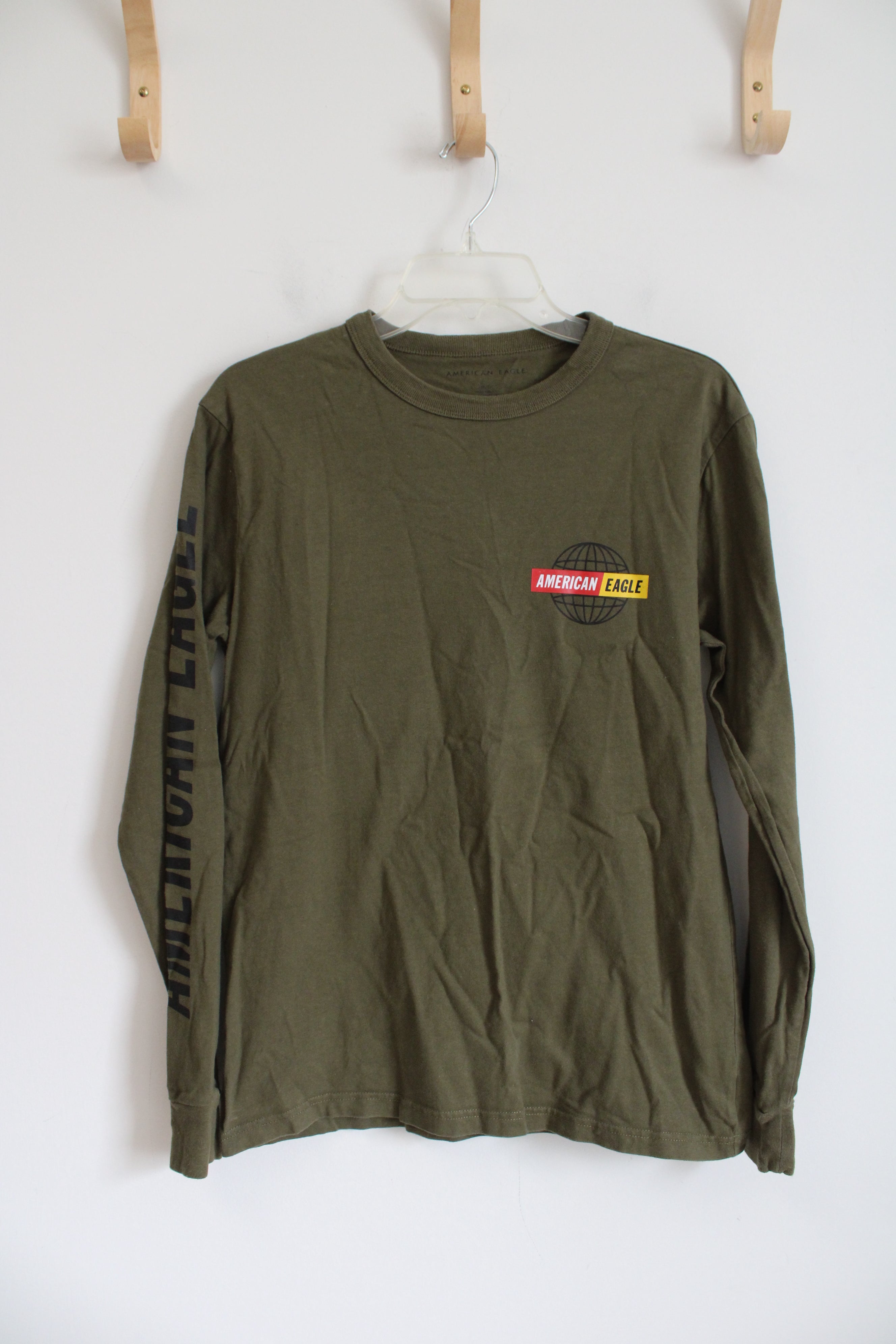 American Eagle Standard Fit Olive Green Known Around The World Long Sleeved Shirt | S