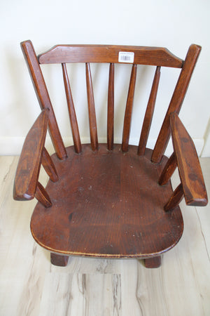 Hunt Country Furniture Wingdale NY Antique Wooden Children's Chair