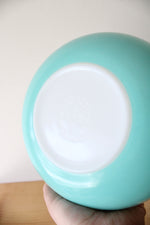 Pyrex #023 1.5 Quart Turquoise Blue Bowl