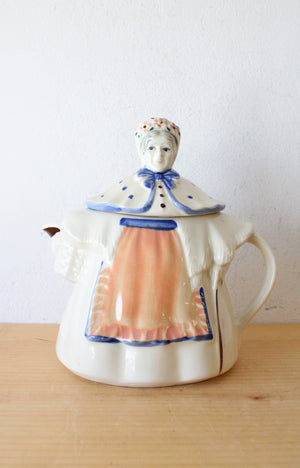 Shawnee Pottery Granny Ann Ceramic Teapot