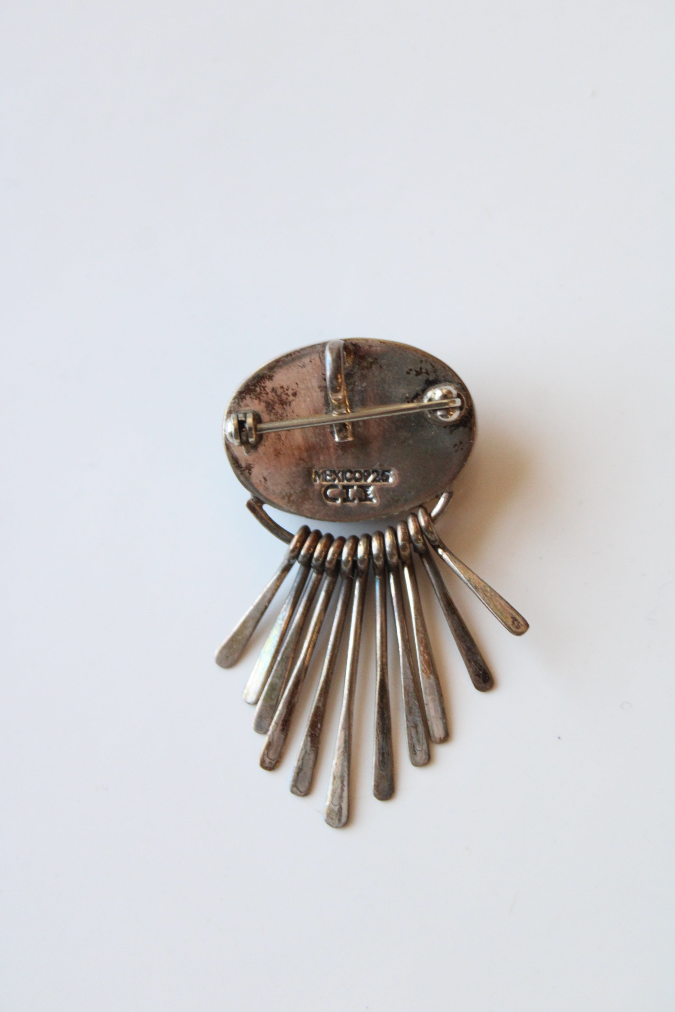 Vintage Onyx Sterling Silver Paddle Fringe Pin