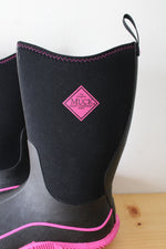 Muck Boot Company Hale Pink & Black Boots | Size 7