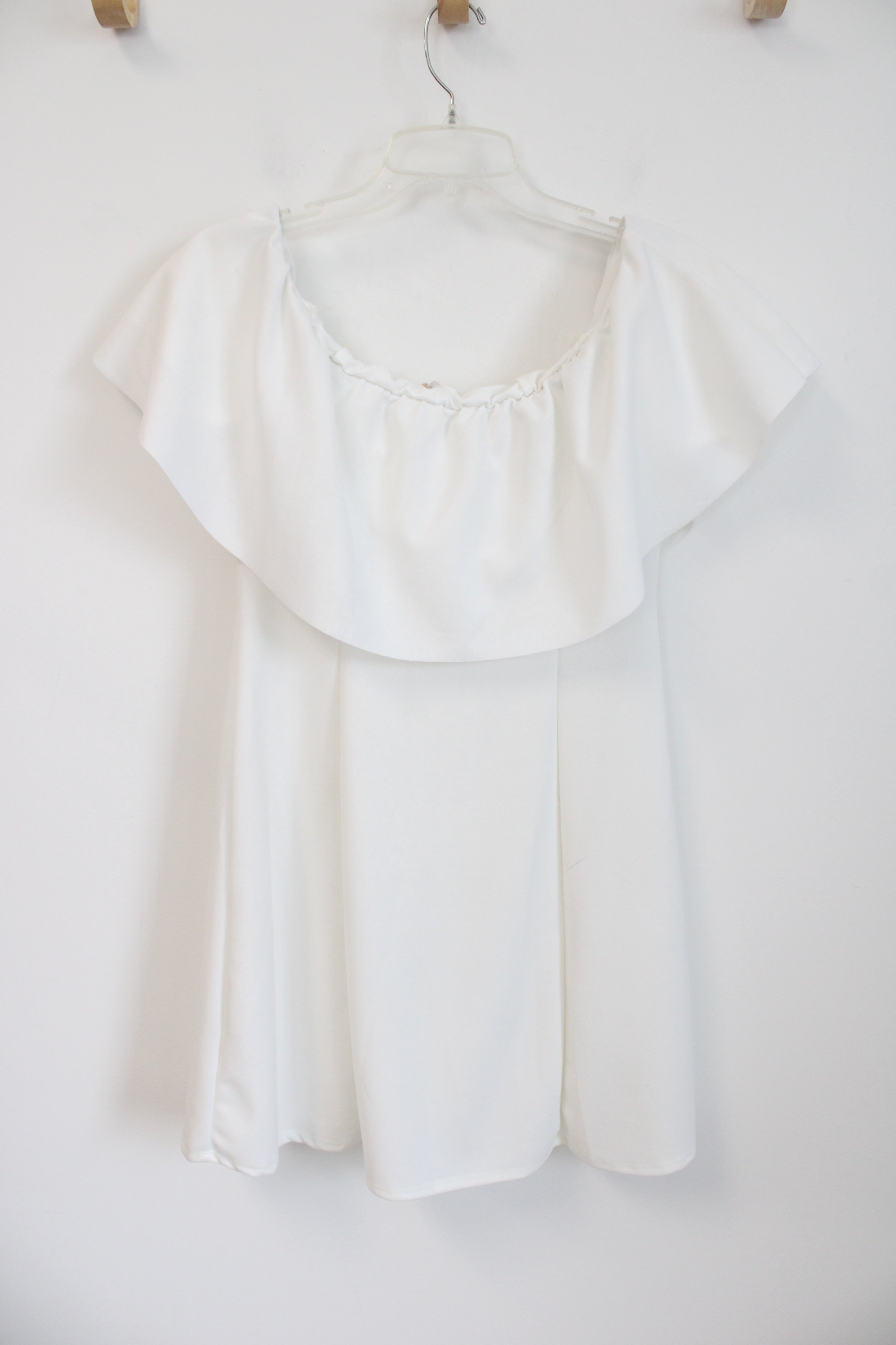 NEW Ces Femme White Off-The-Shoulder Dress | L