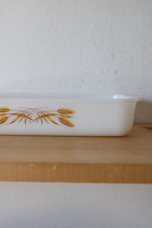 Anchor Hocking Fire King Golden Wheat 1.5 Quart Baking Dish