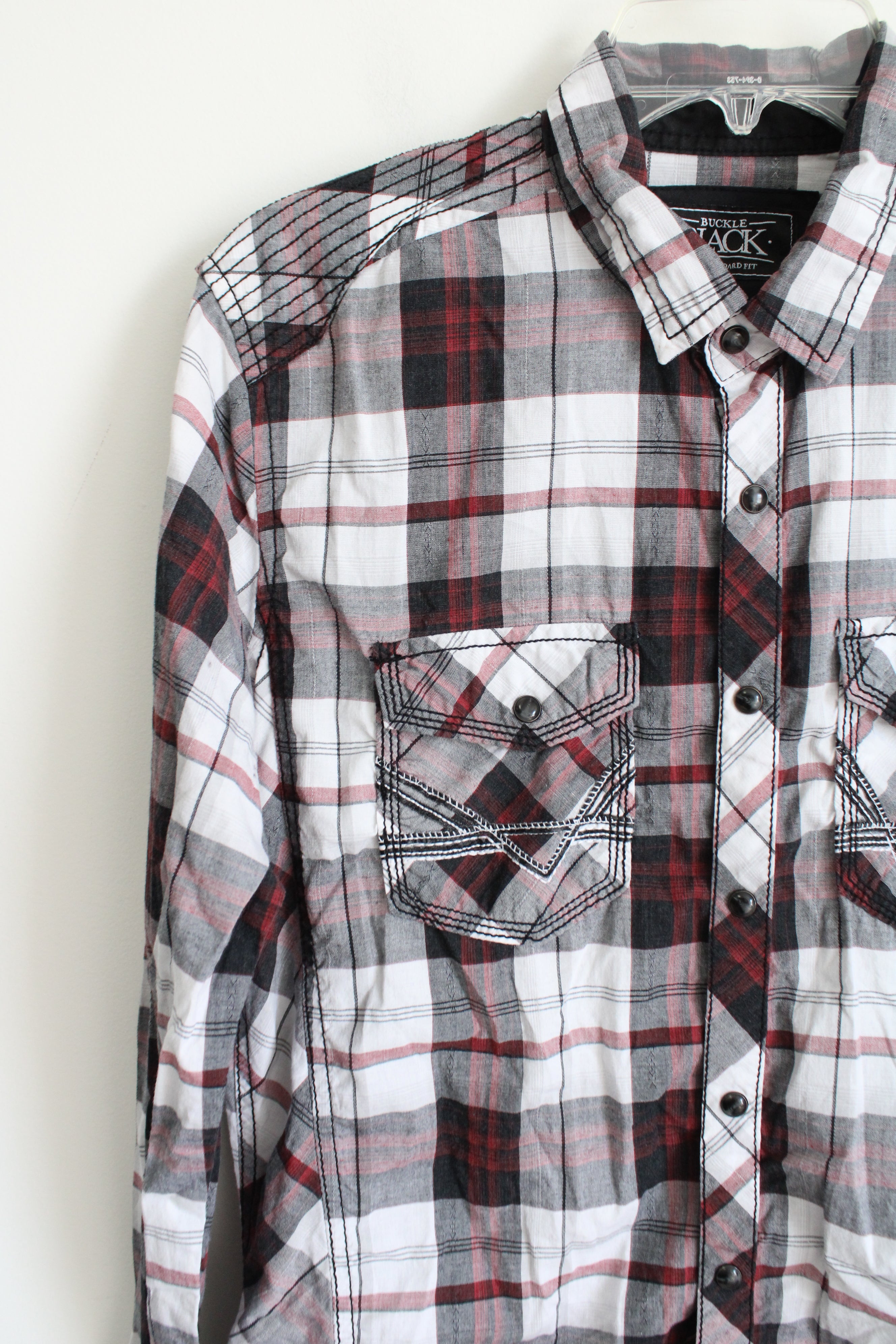 Buckle Standard Fit Black Gray Red Plaid Pearl Snap Shirt | M