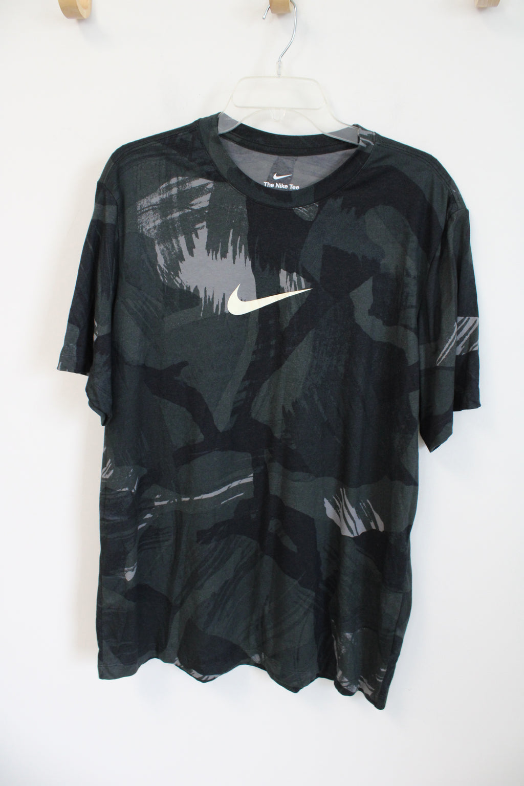 The Nike Tee Dri-Fit Camo Logo Shirt | XL