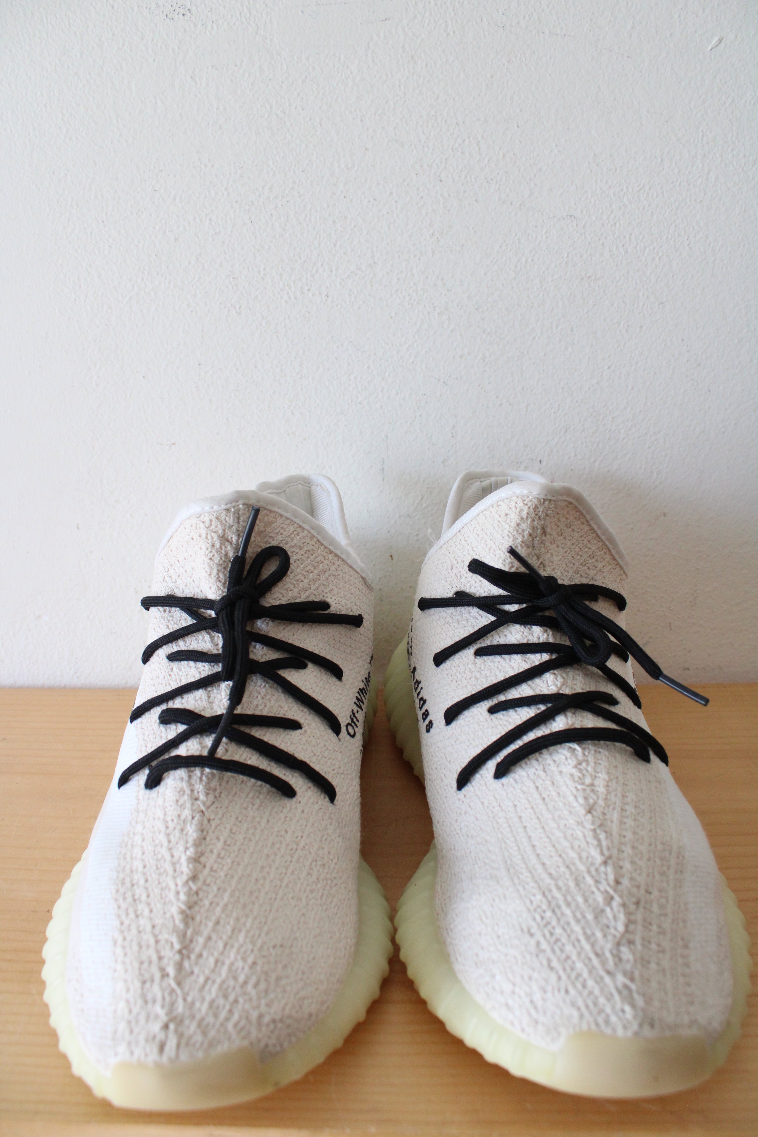 Off white adidas yeezy online