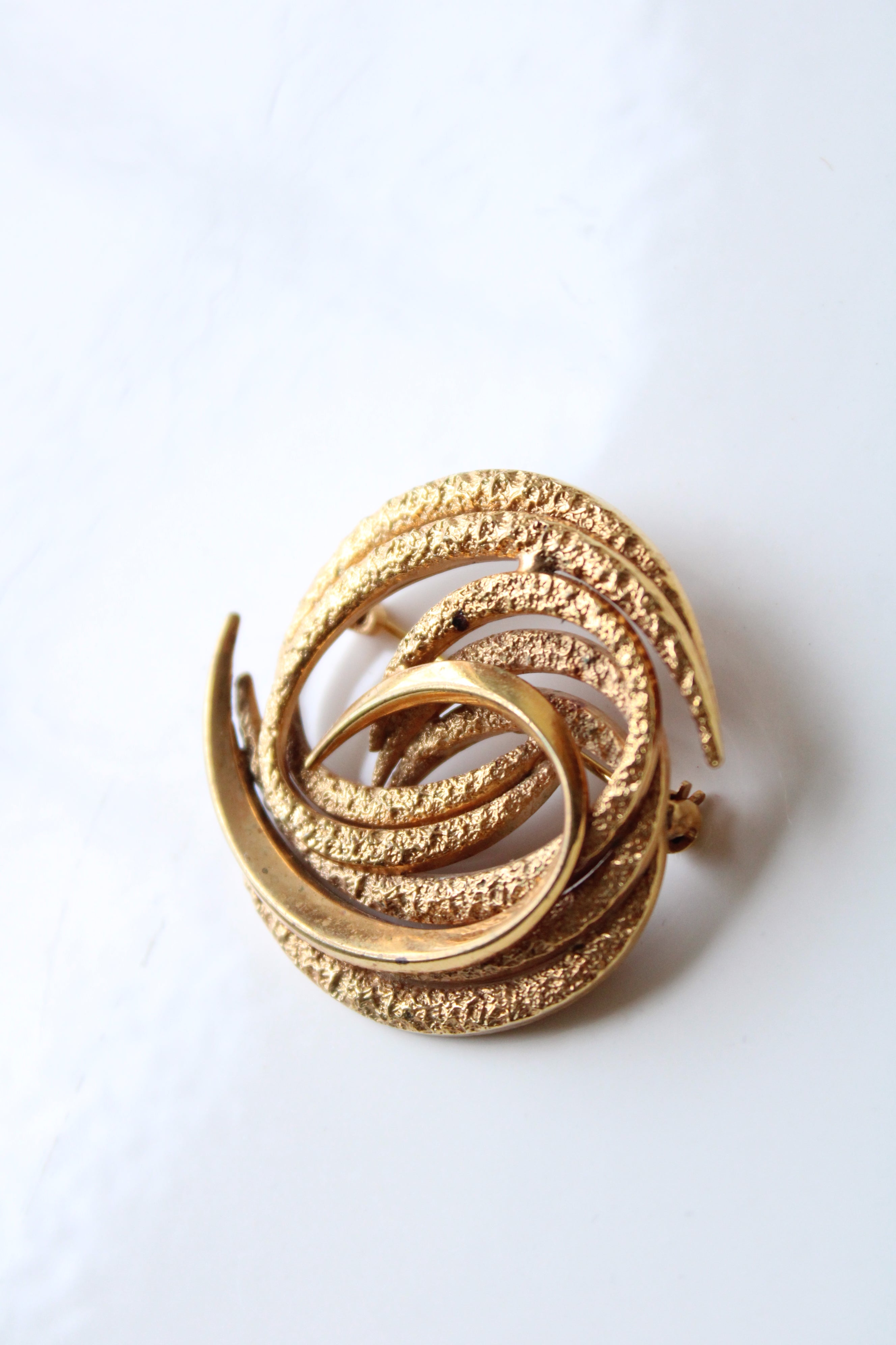 Vintage German Made Gold Coated Swirl Pin