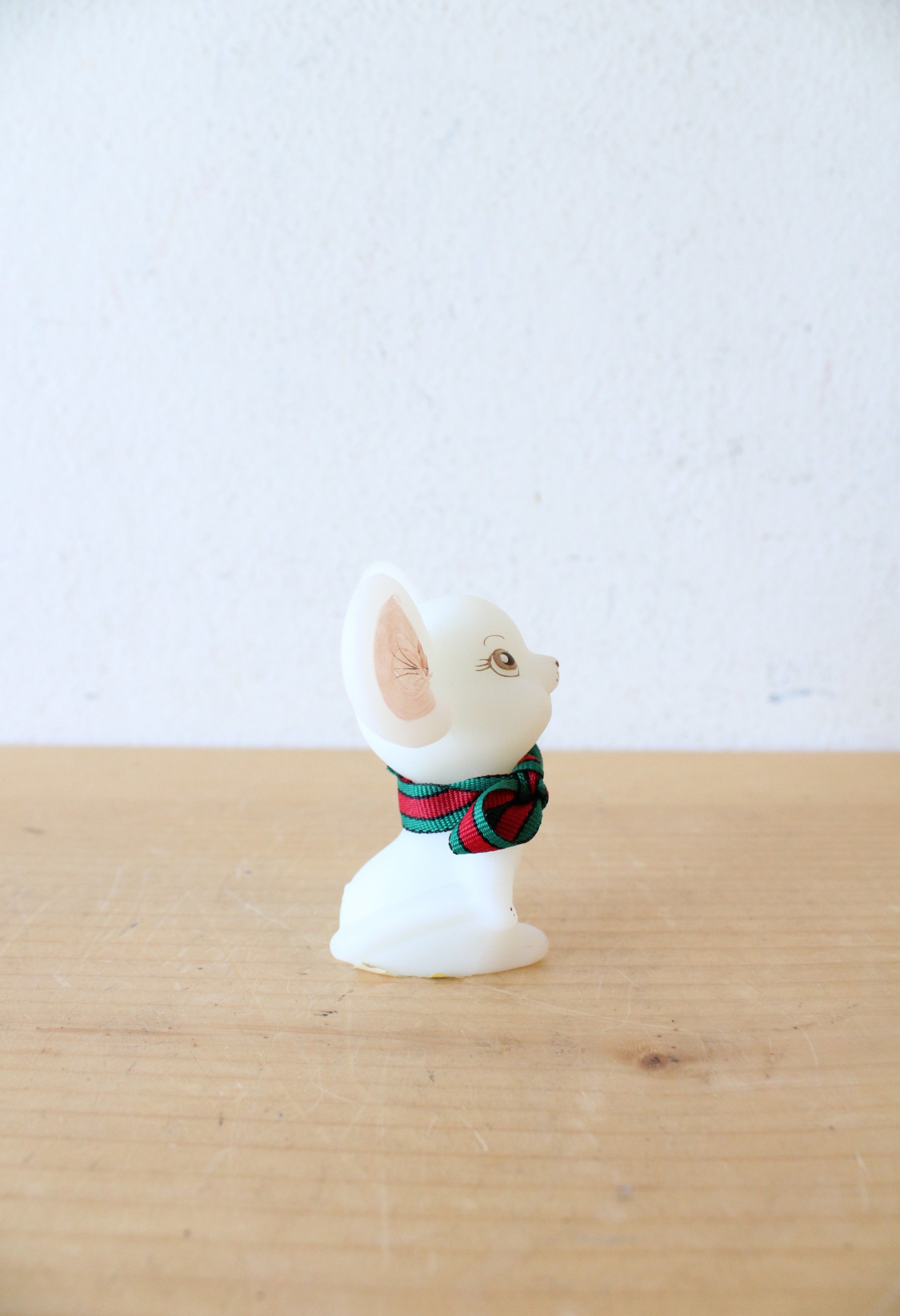 Fenton Vintage Hand Painted White Ceramic Mouse