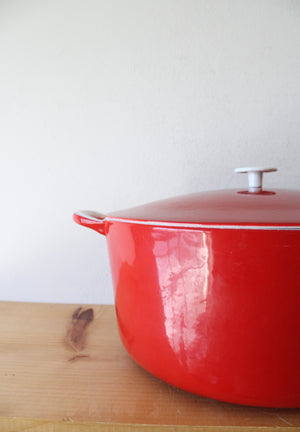 Prizer Ware Vintage Red Cast Iron Enamel Dutch Oven