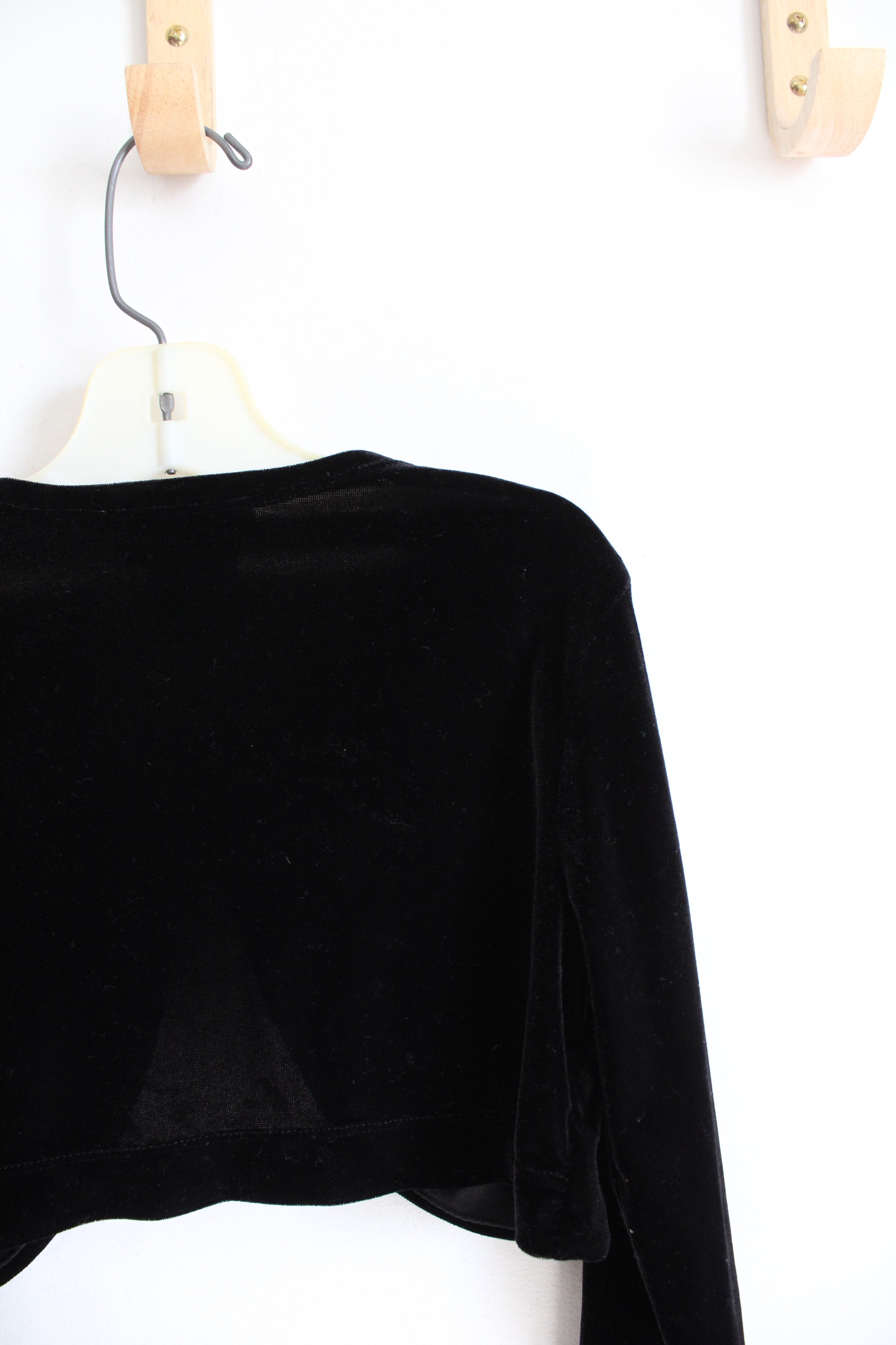 Jona Michelle Black Velvet Shrug | Youth 7