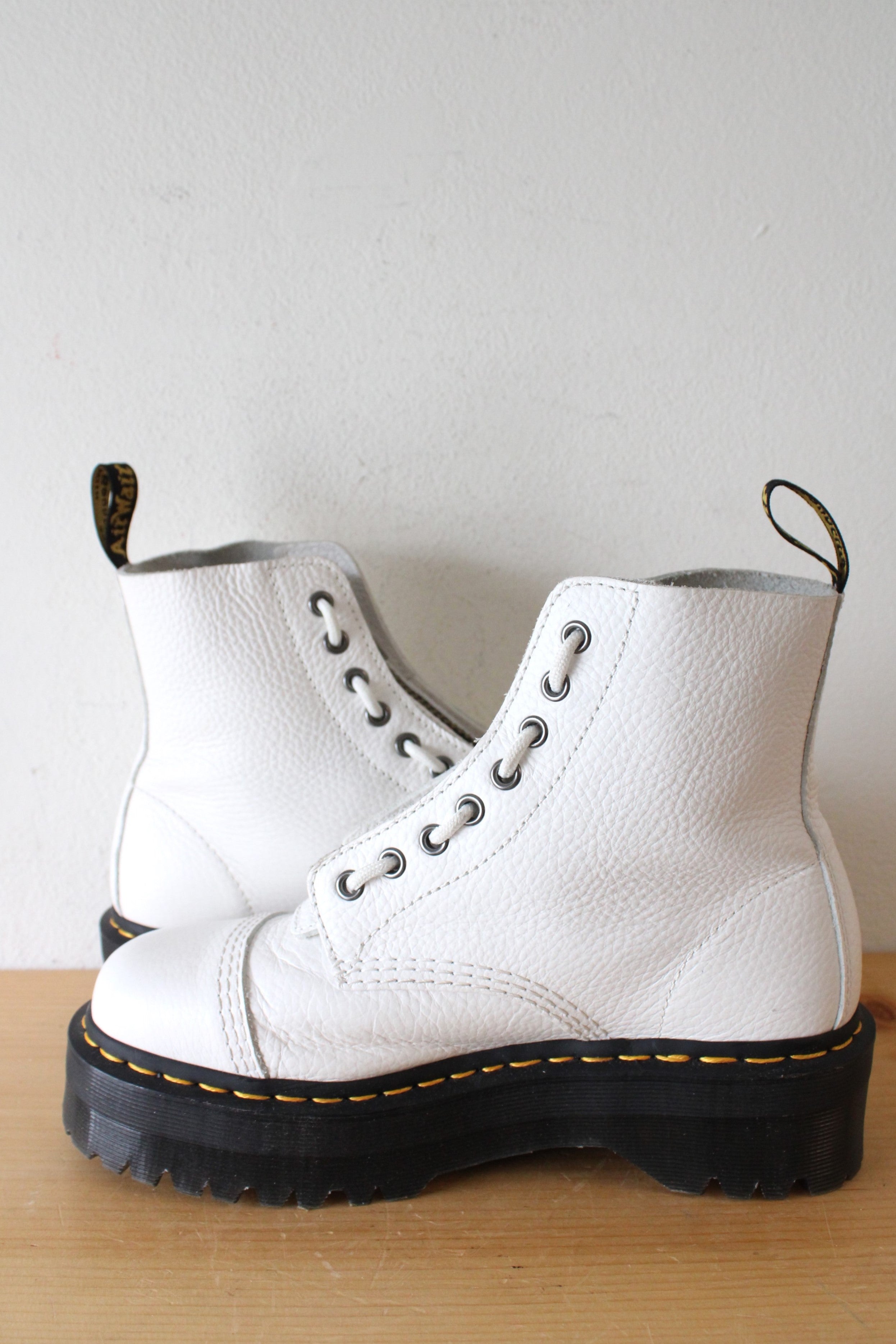 Dr. Martins Sinclair Milled Nappa White Leather Platform Boots | Size 9