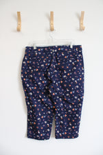St. John's Bay Navy Floral Capri Pants | 10