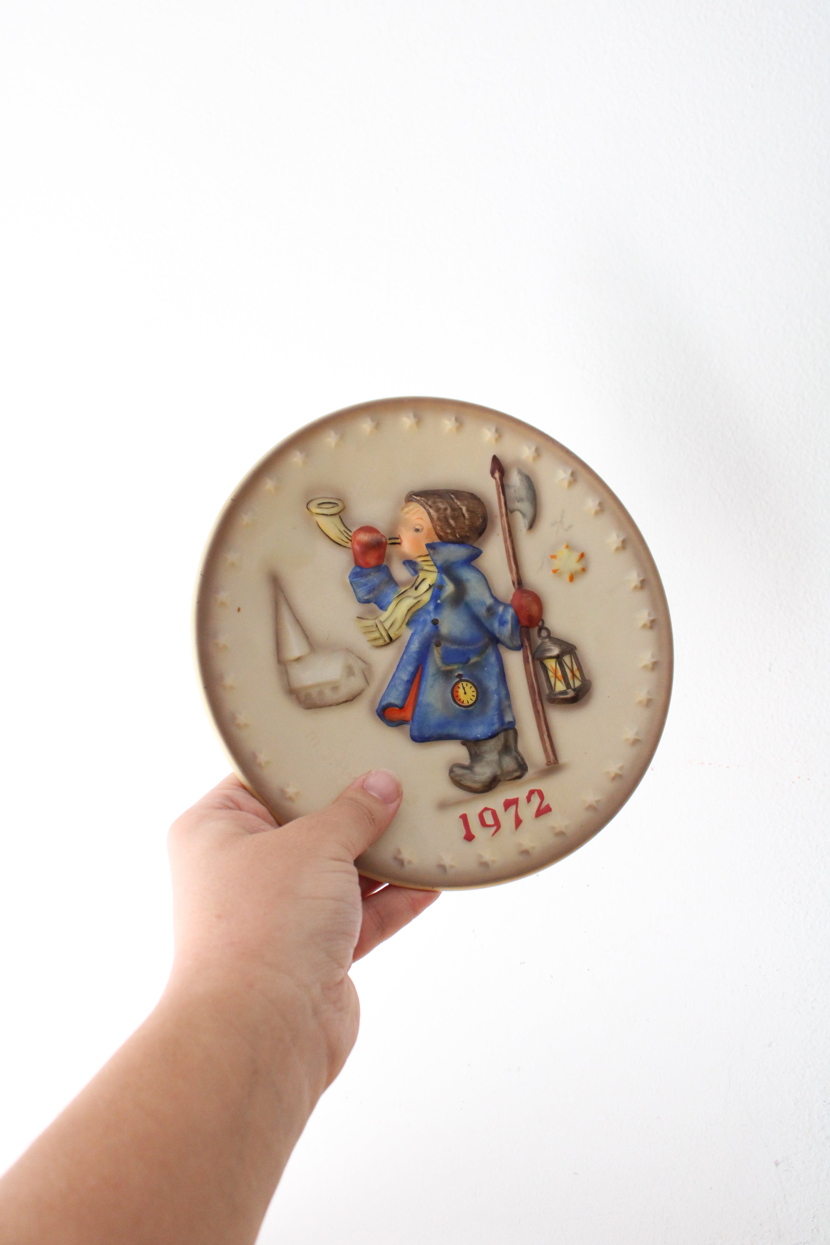 Goebel M.J. Hummel 1972 Boy With Horn 2nd Annual Decorative Plate