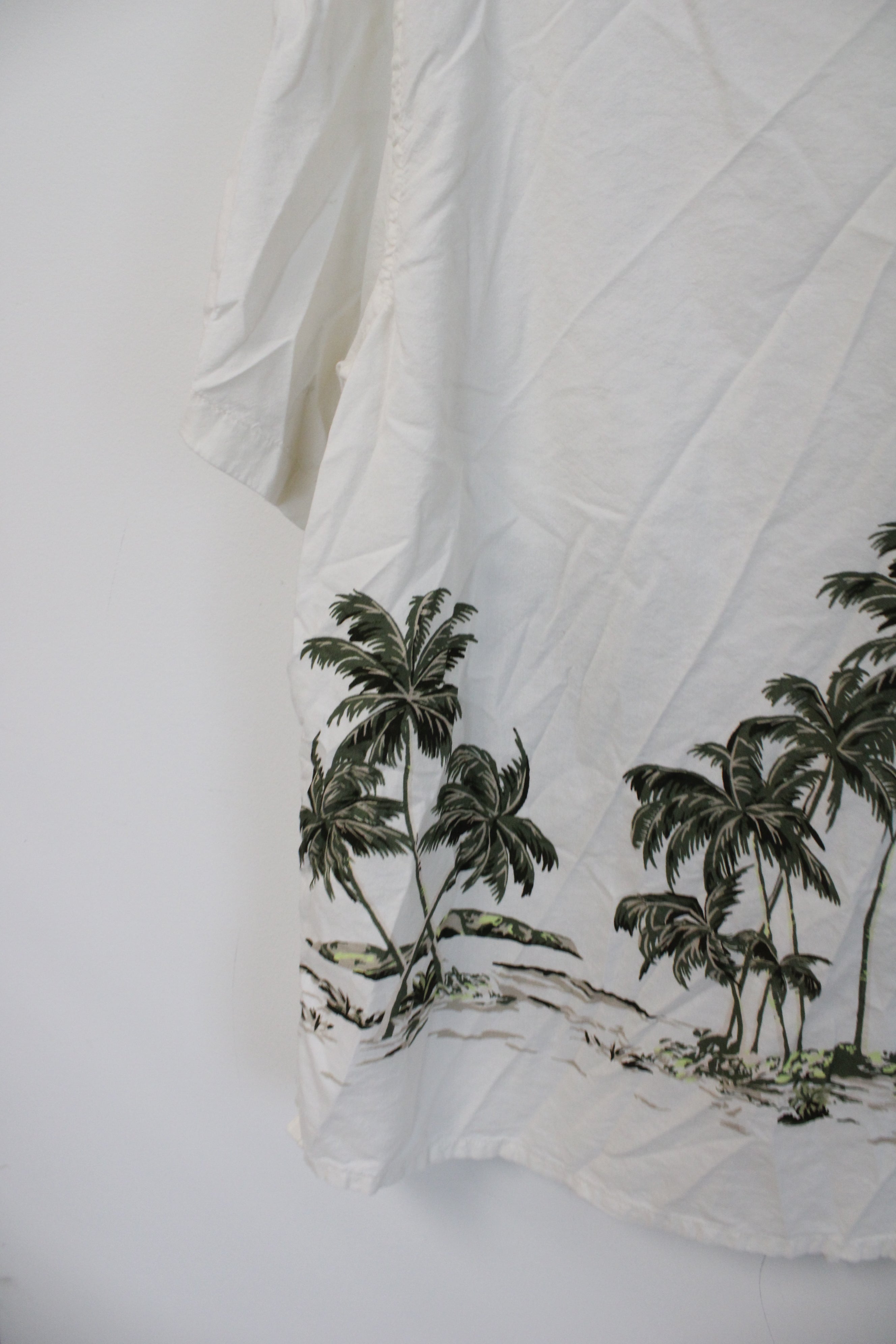 Old Navy White Tropical Shirt | L