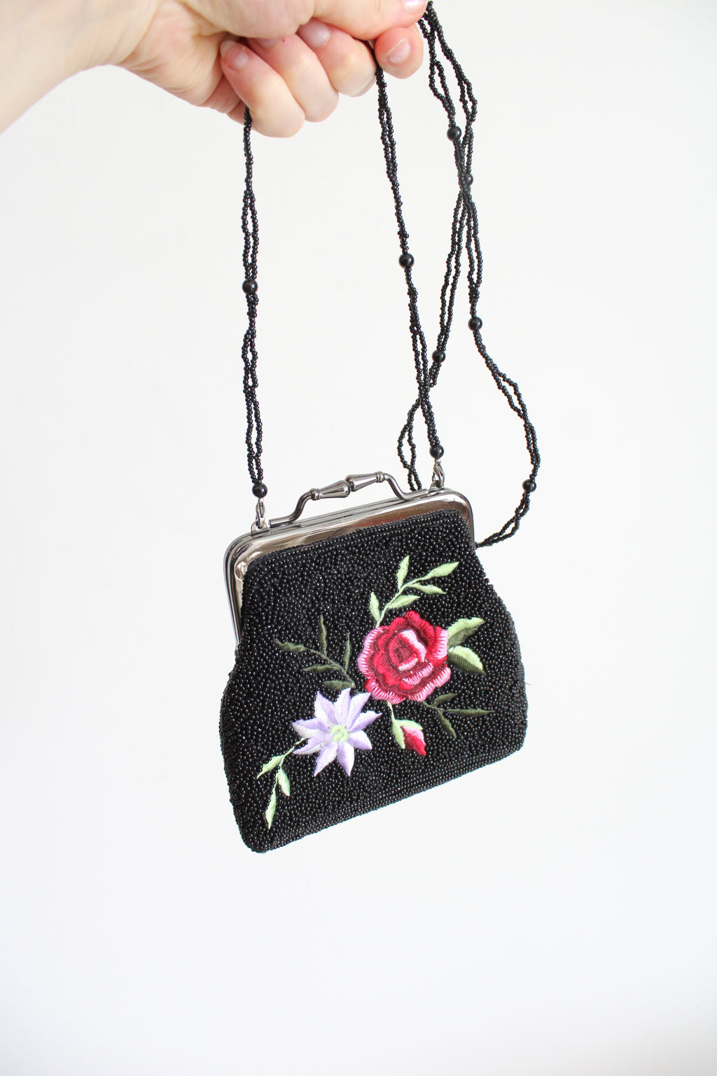 Vintage Embroidered Floral & Beaded Purse