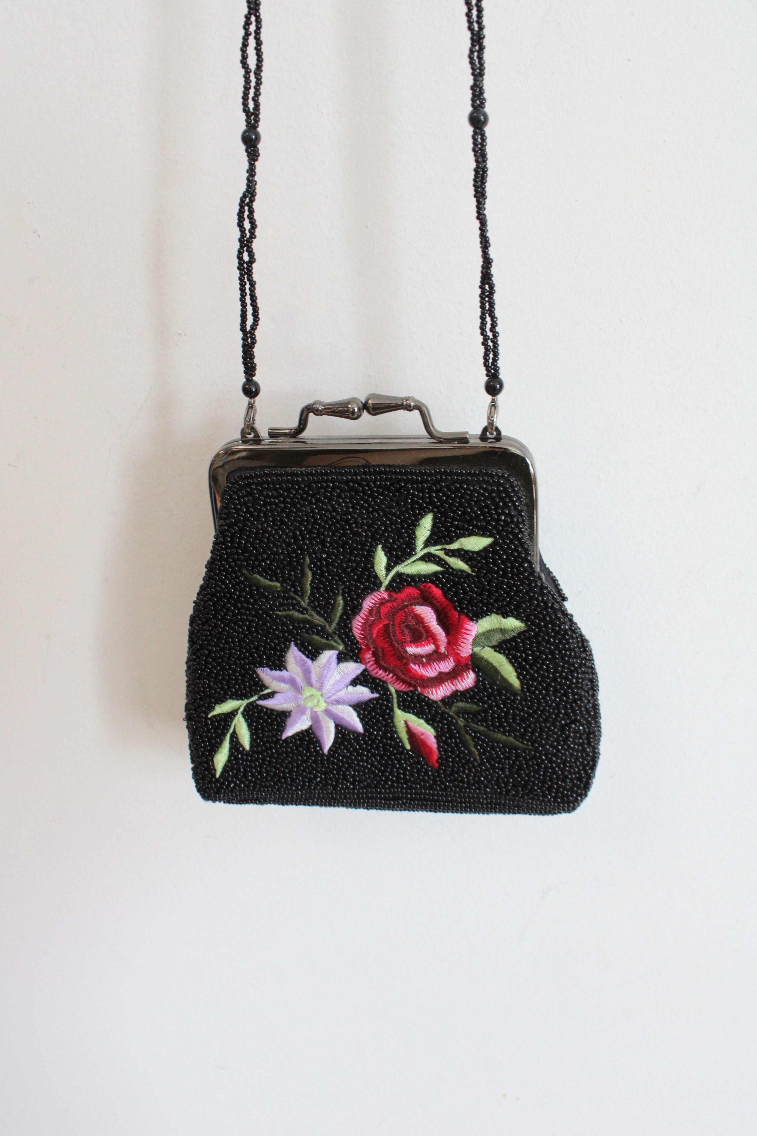 Vintage Embroidered Floral & Beaded Purse