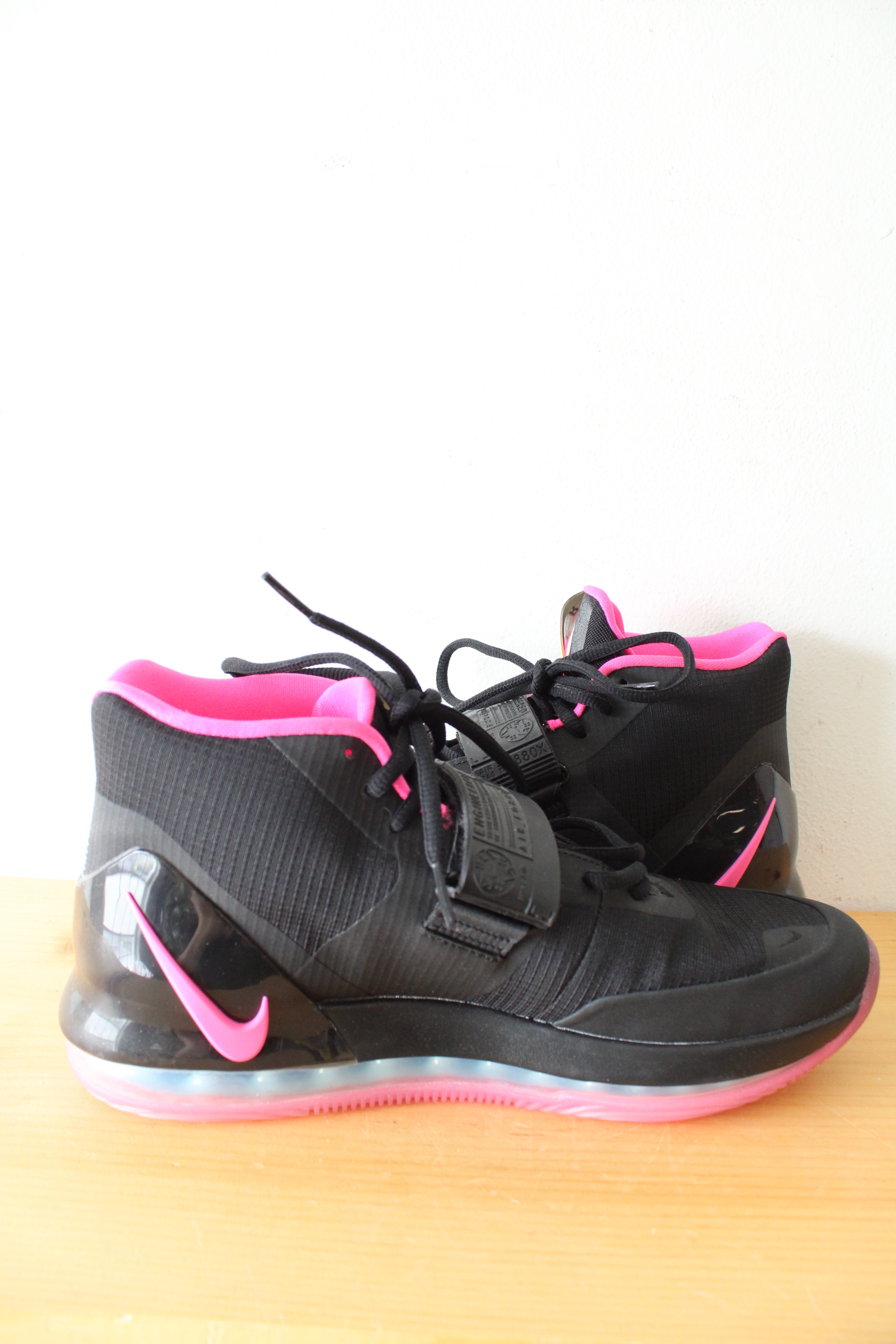 Nike pink blast best sale