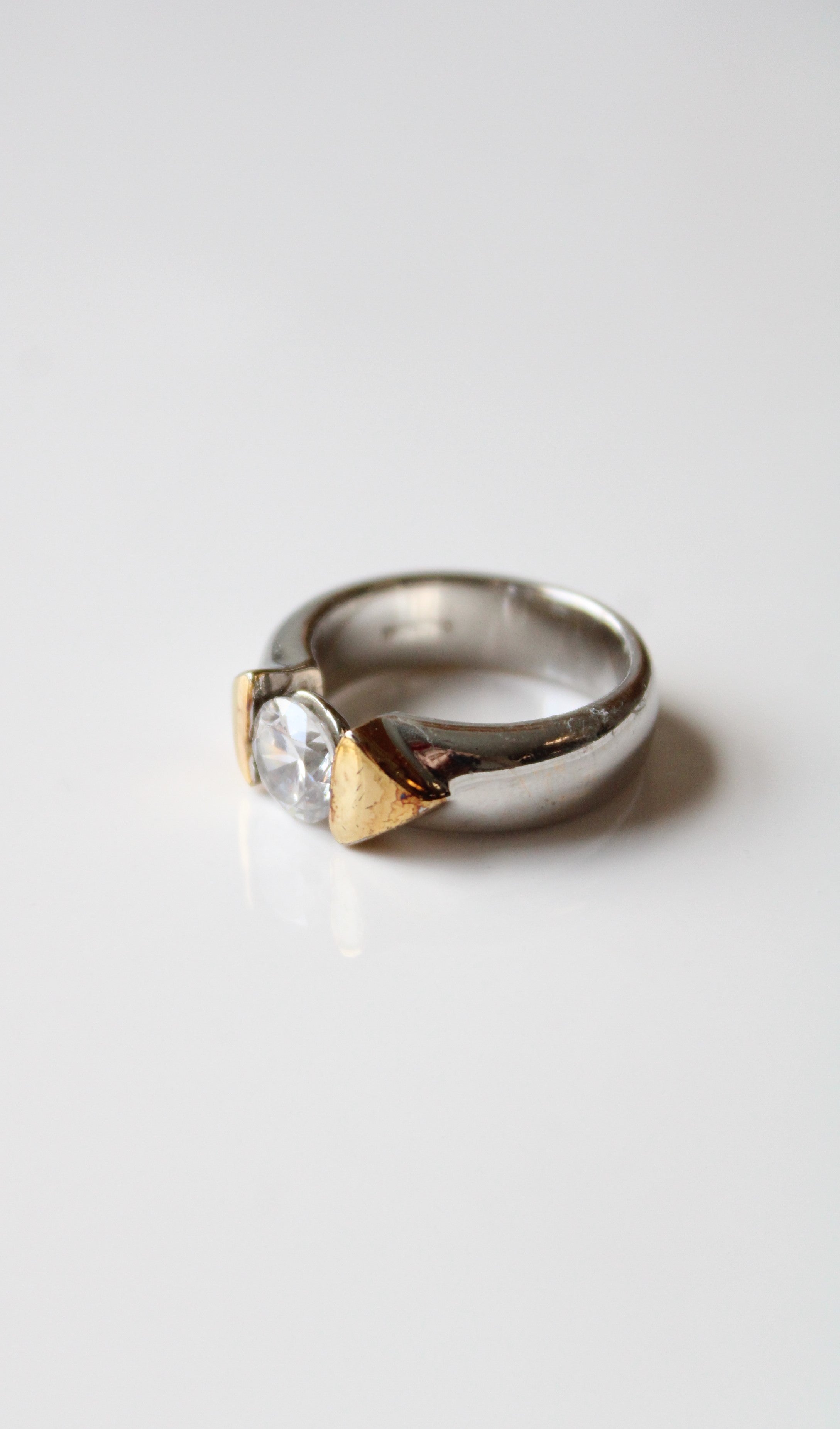 Two-Toned Crystal Solitaire Ring | Size 6.5