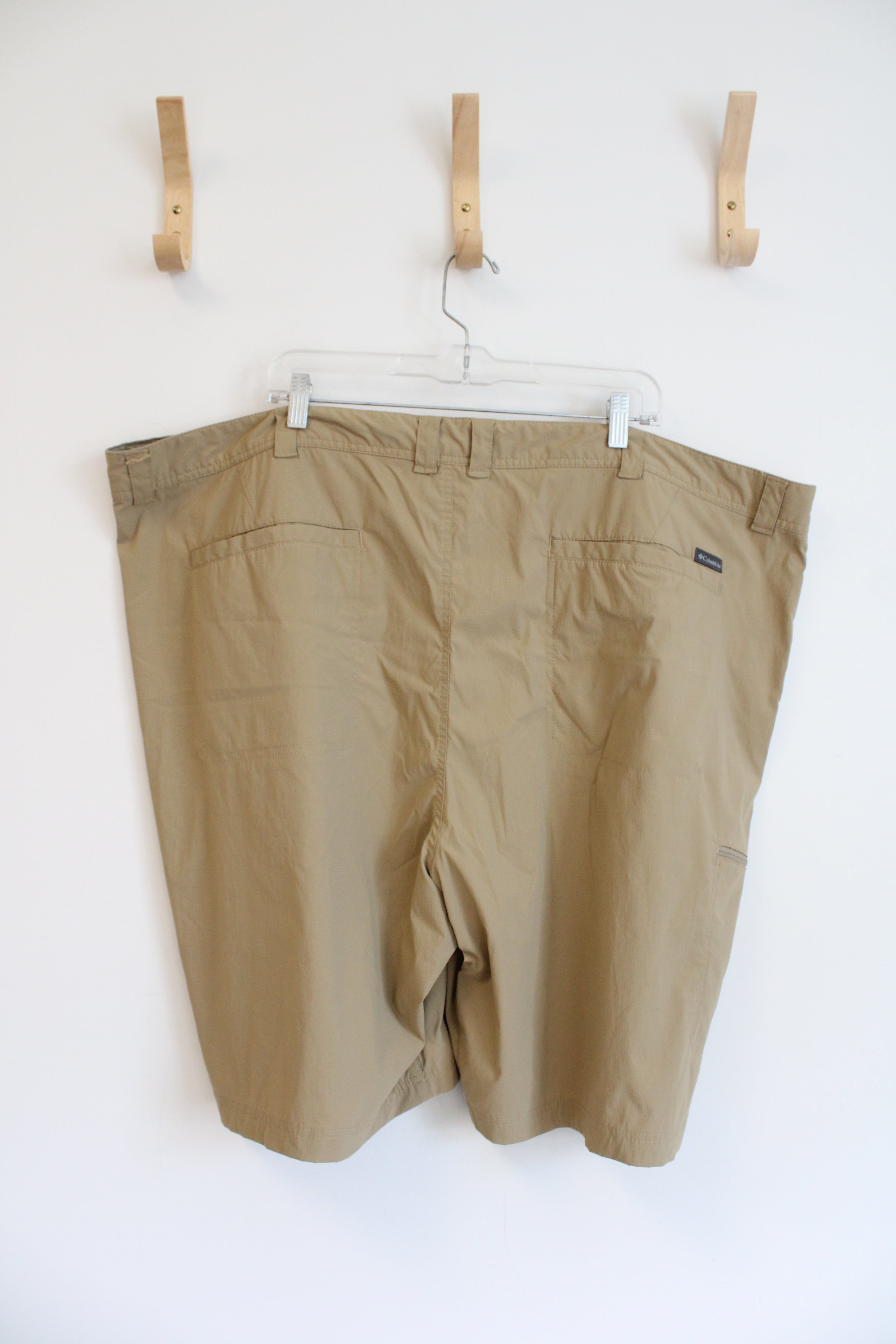 Columbia Tan Shorts | 52