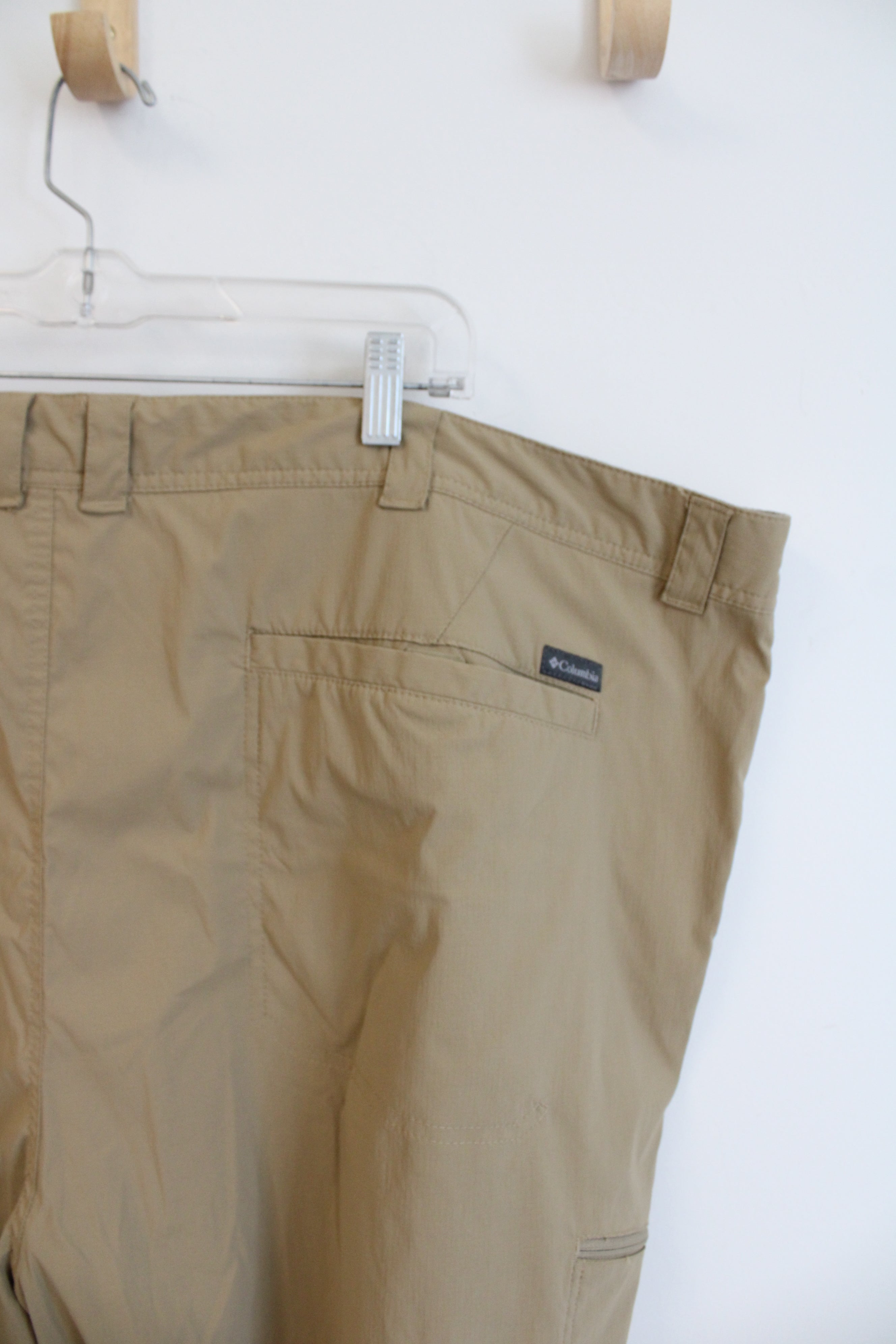 Columbia Tan Shorts | 52