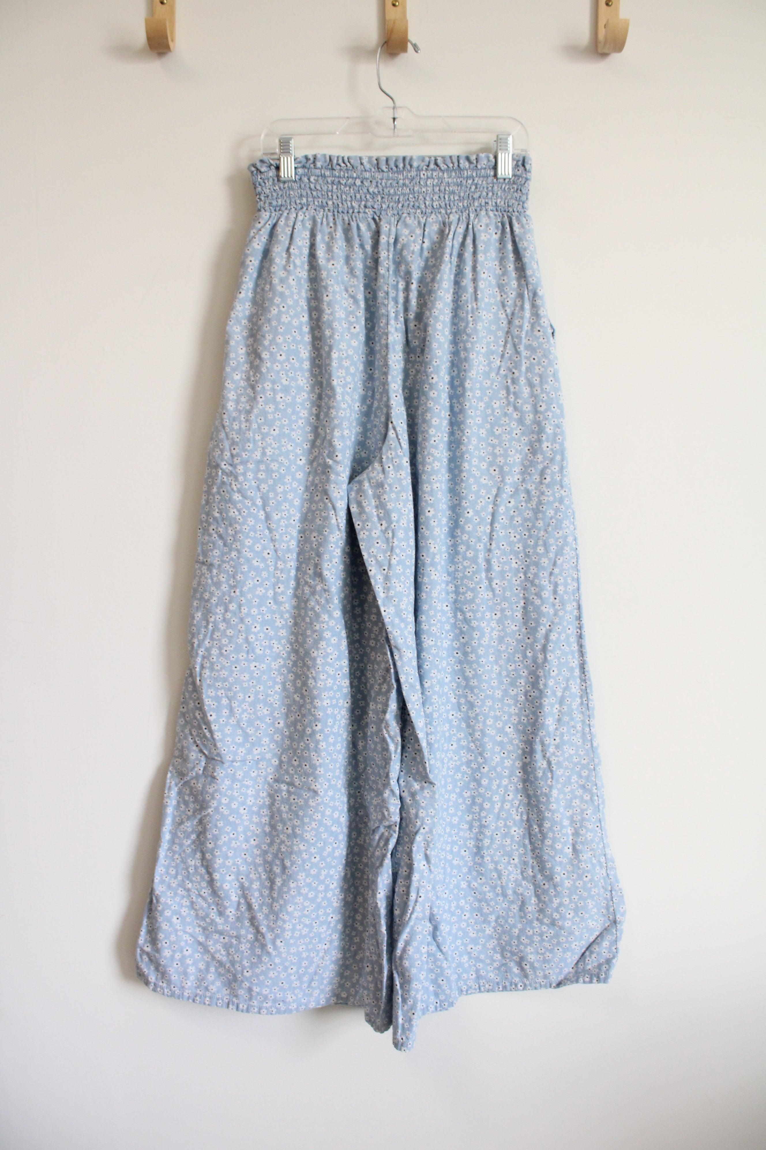 American Eagle Blue & White Floral Flowy Cotton Pants | M